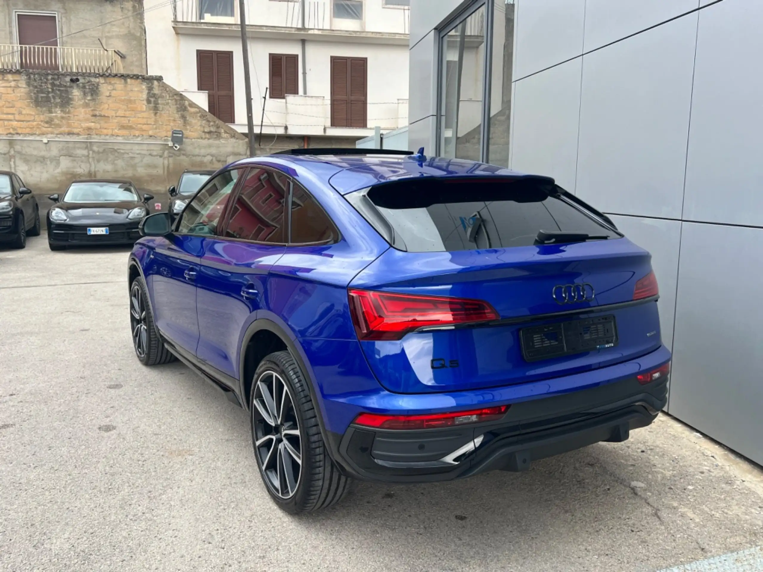 Audi - Q5