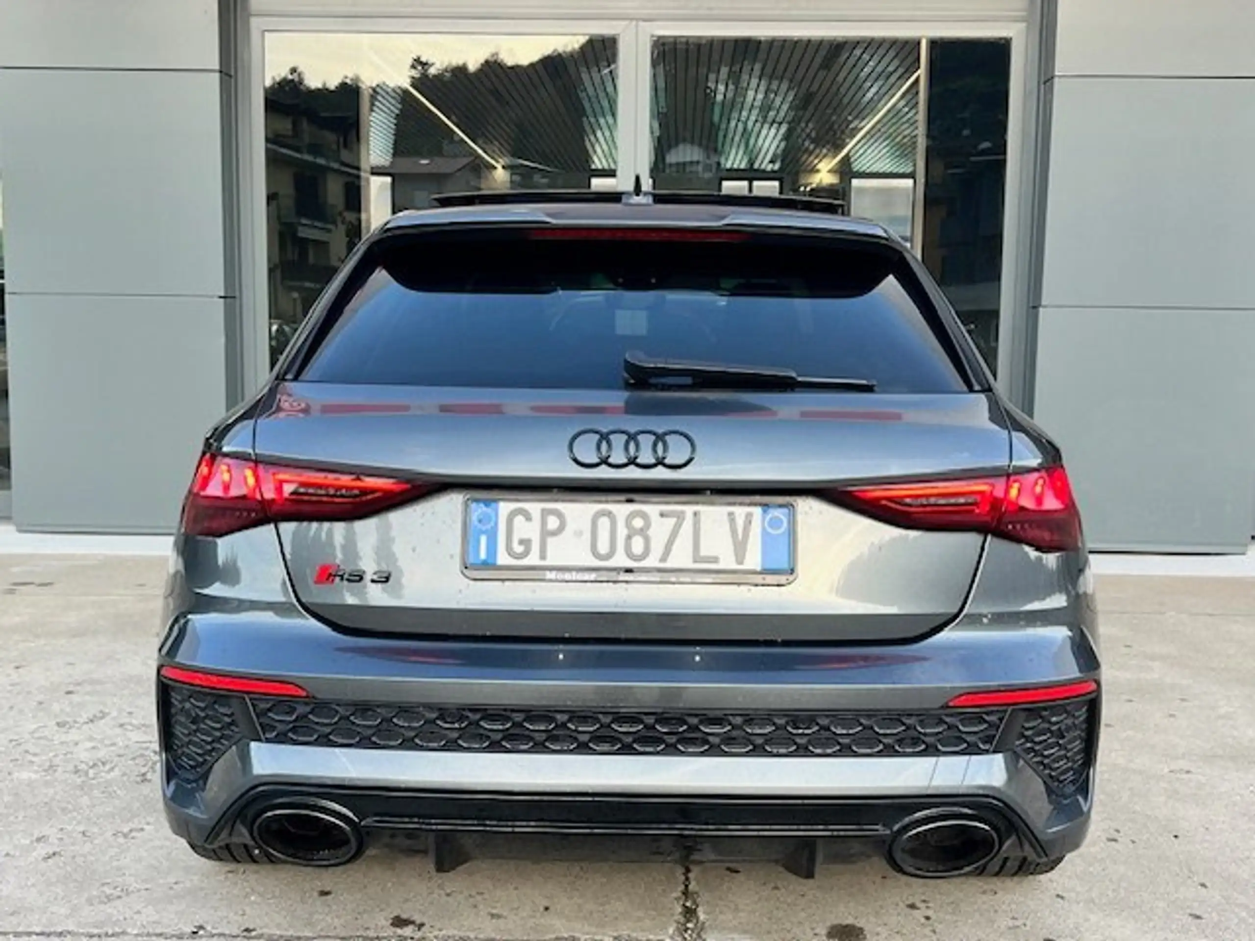 Audi - RS3