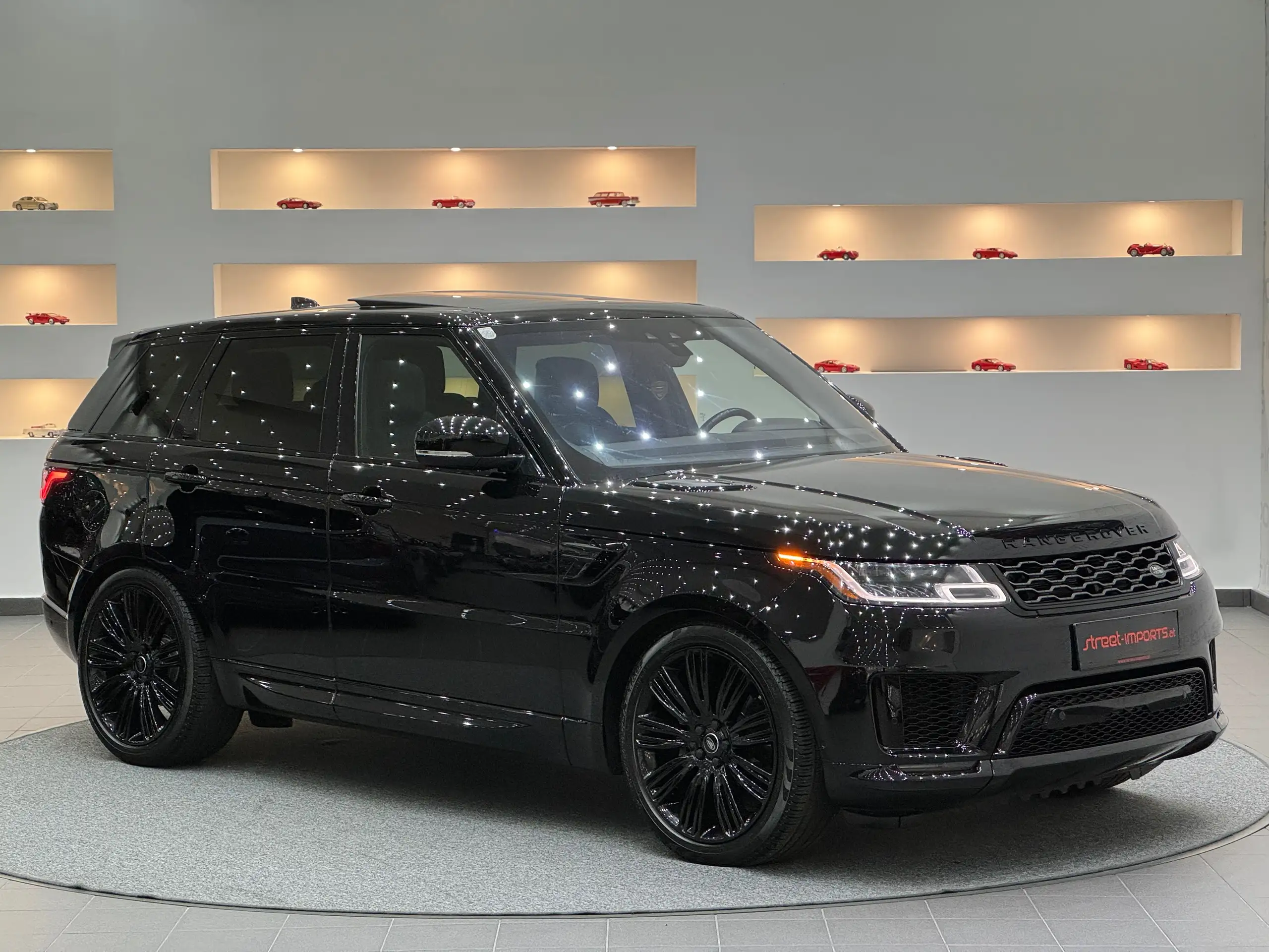 Land Rover - Range Rover Sport