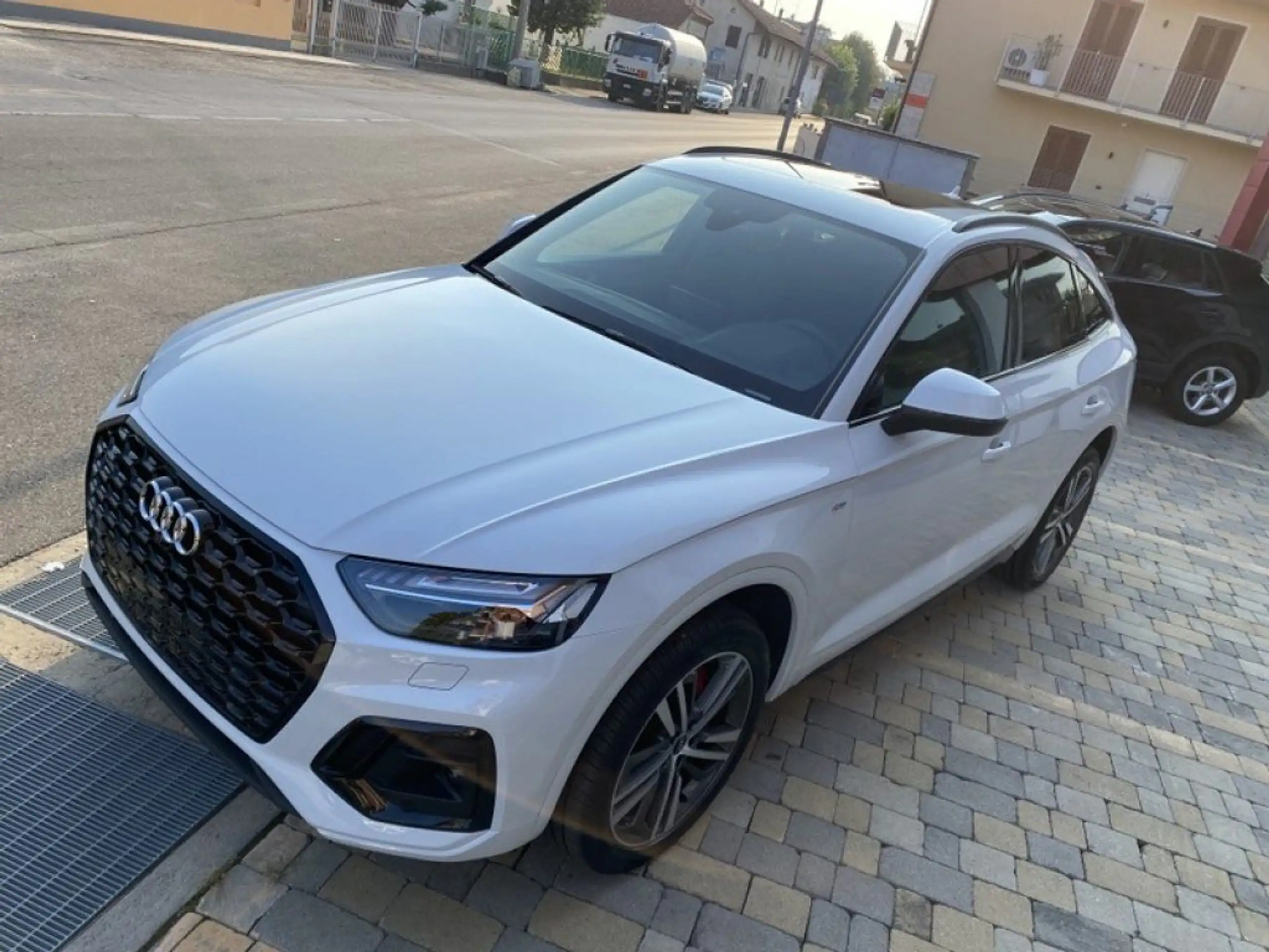 Audi - Q5