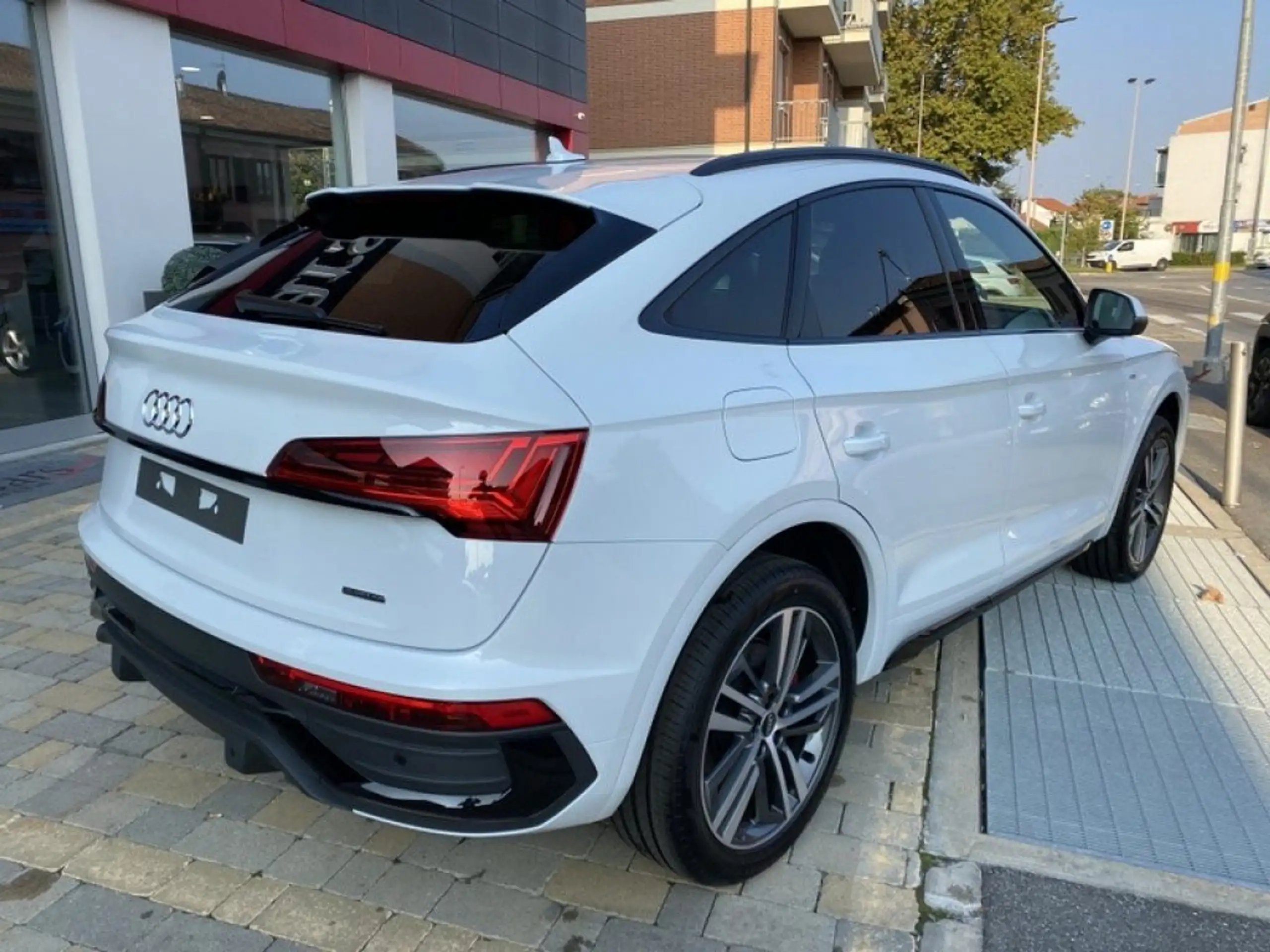 Audi - Q5