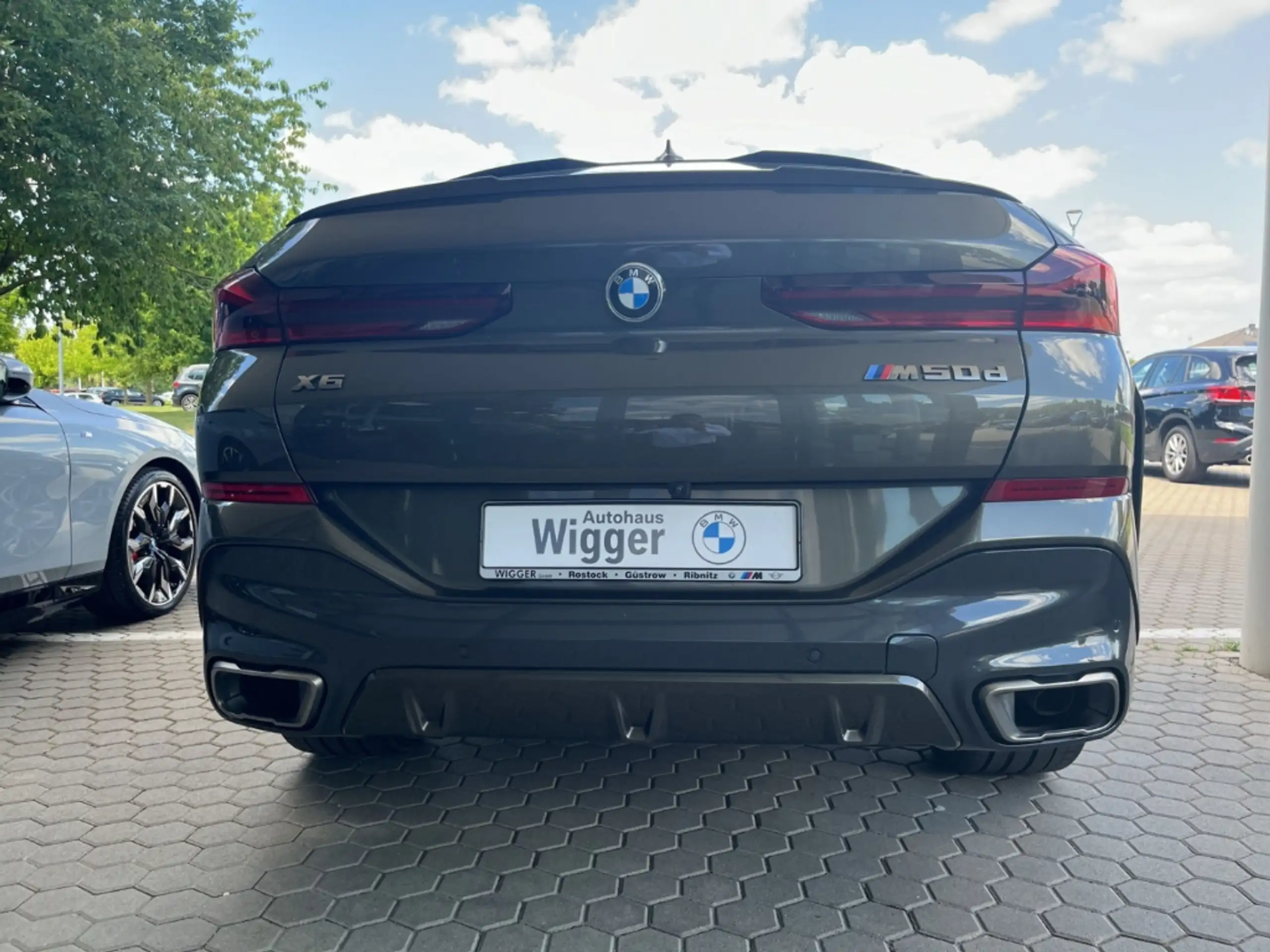 BMW - X6