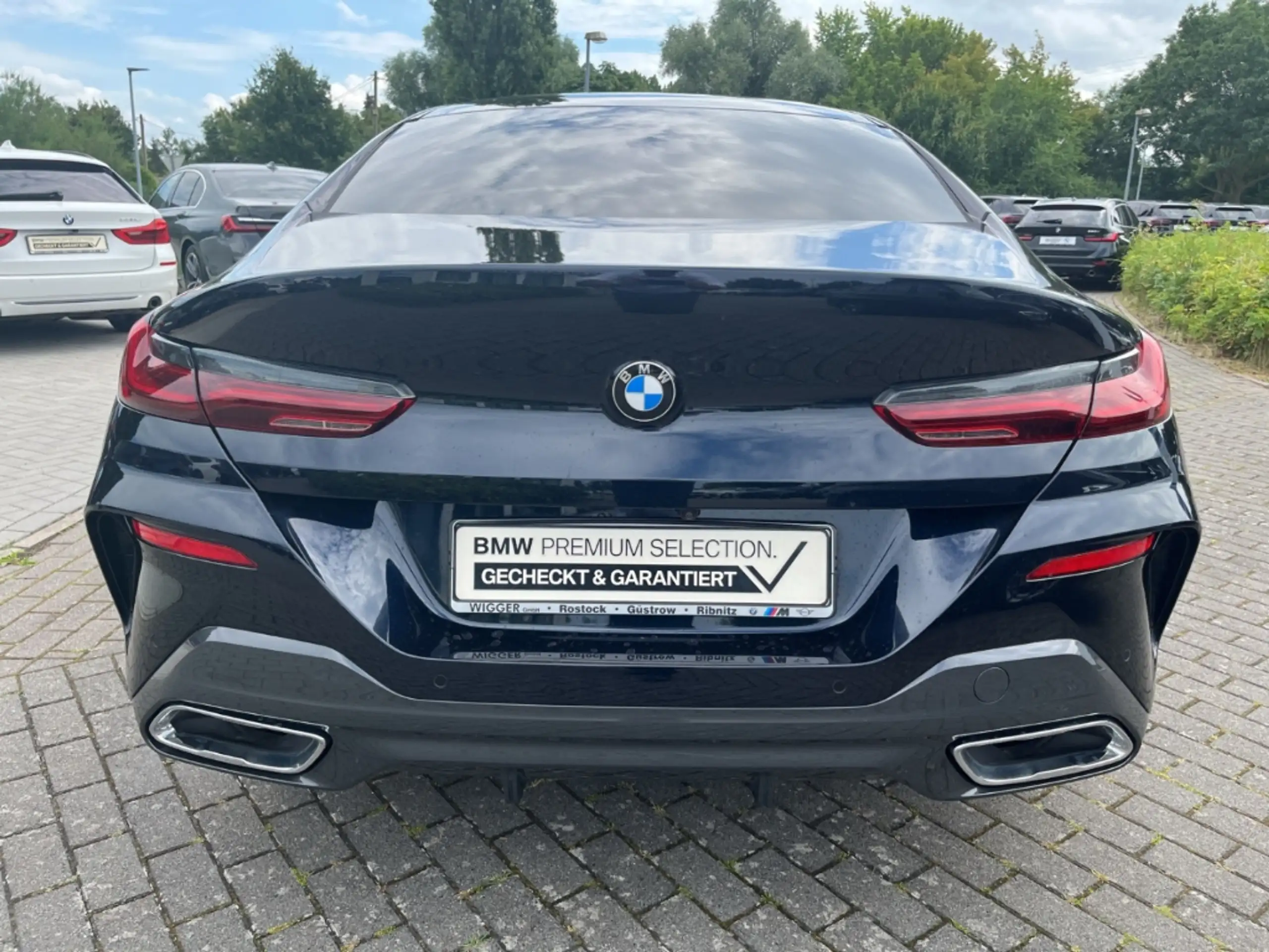 BMW - 840