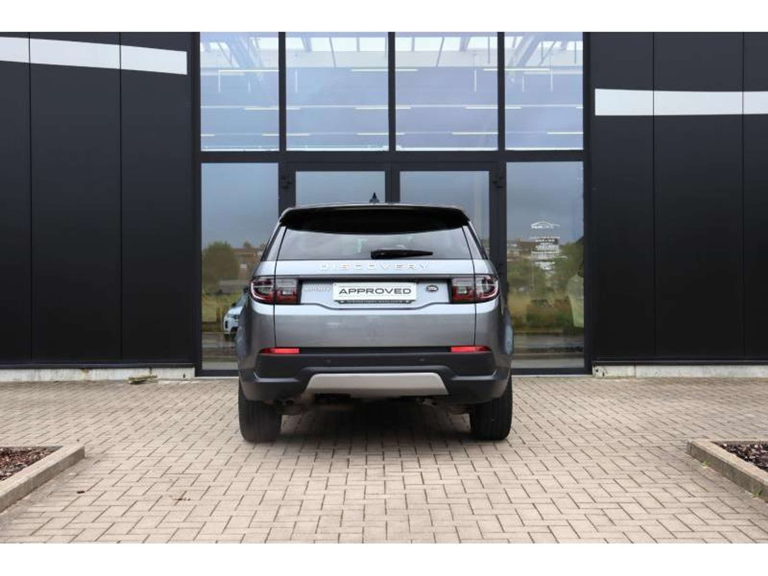 Land Rover - Discovery Sport