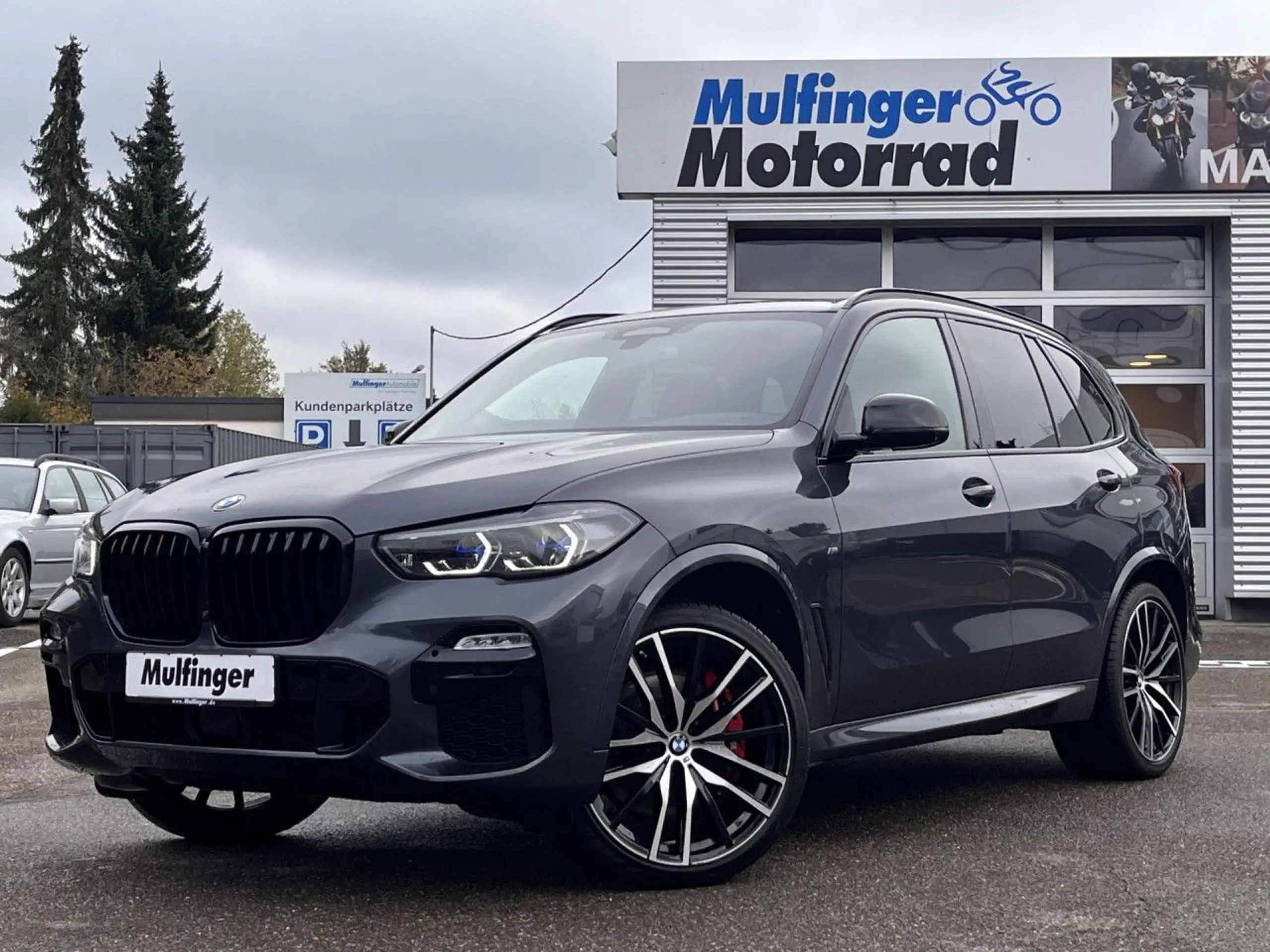 BMW - X5 M