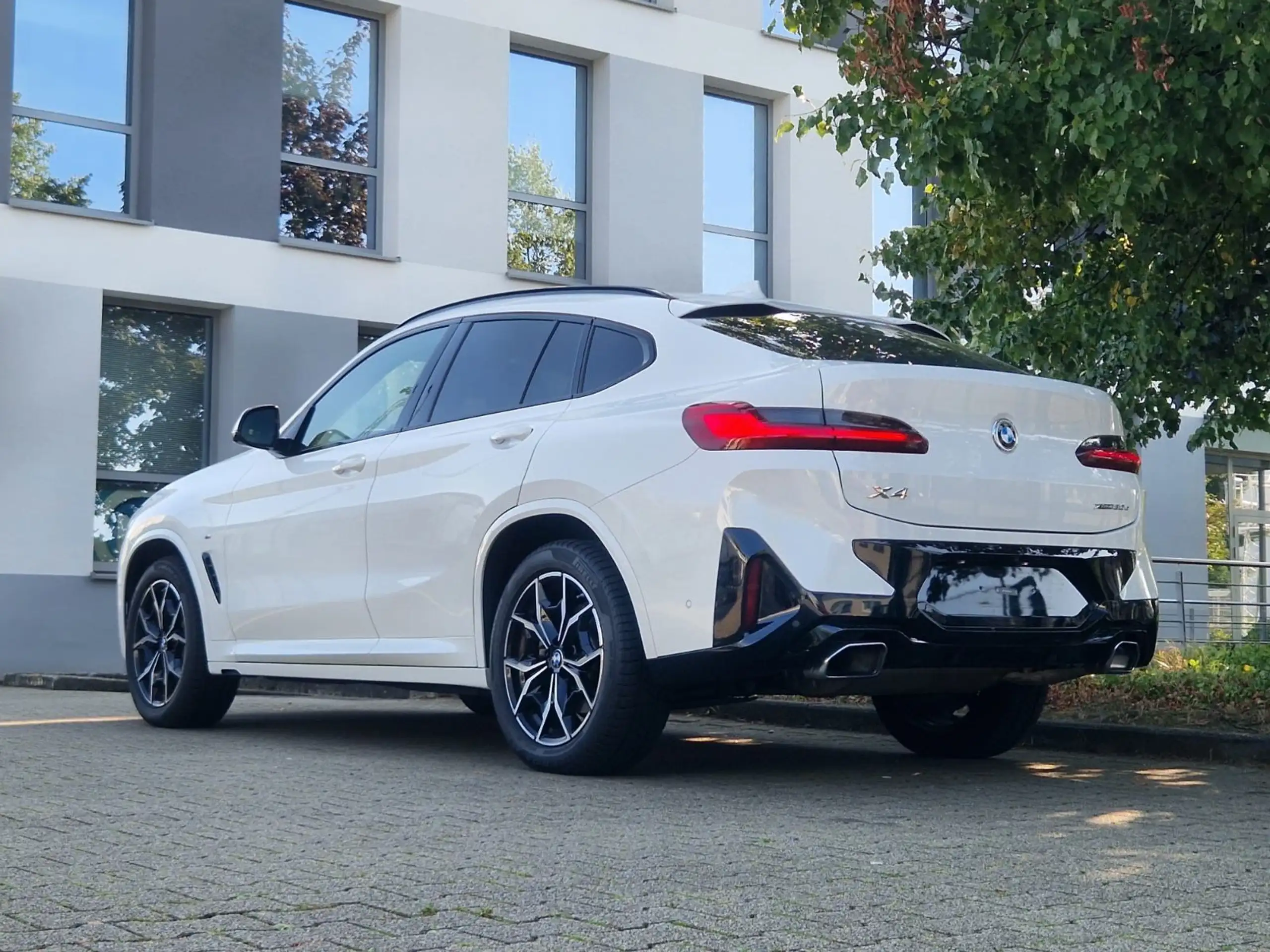 BMW - X4