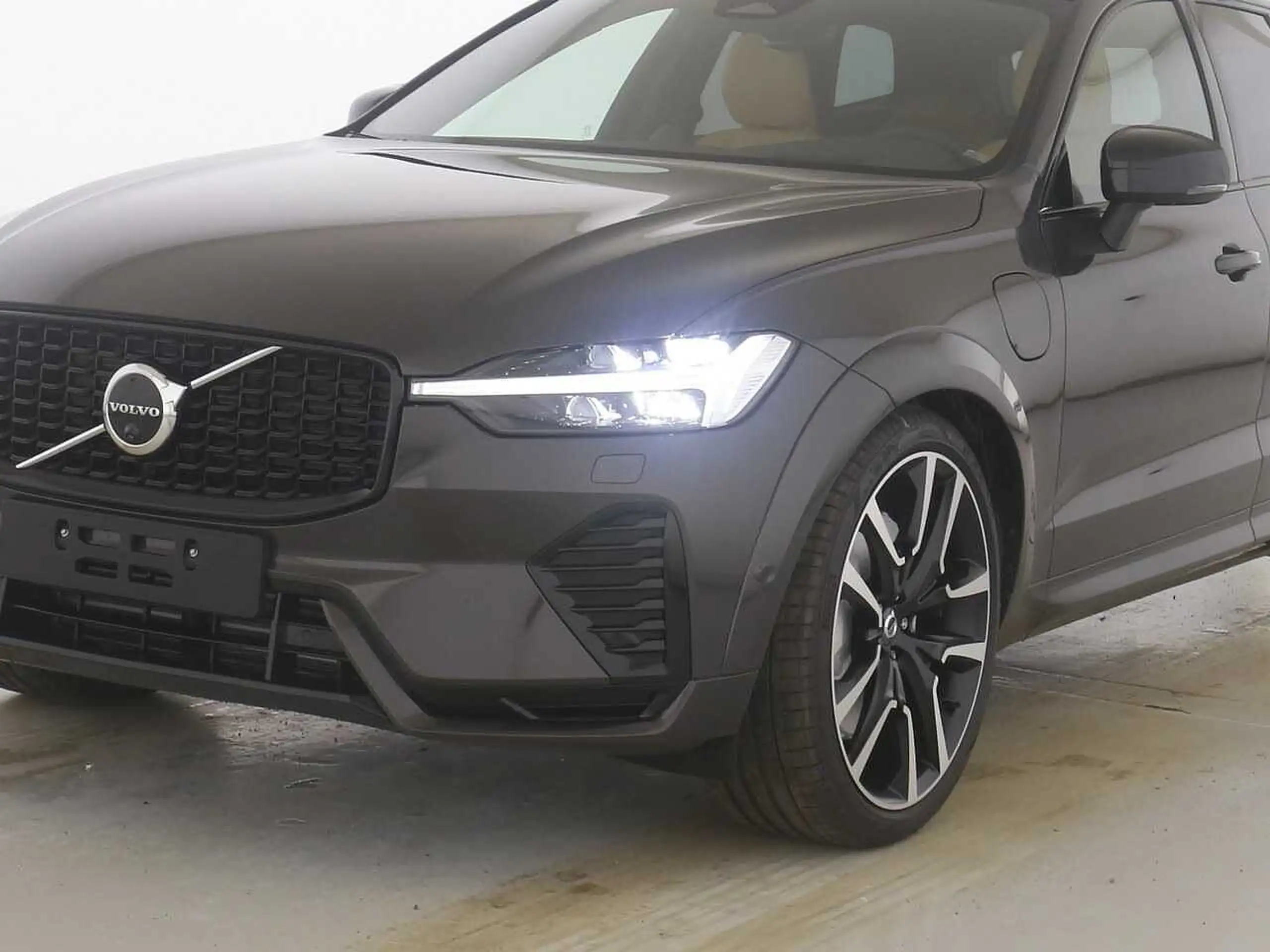 Volvo - XC60