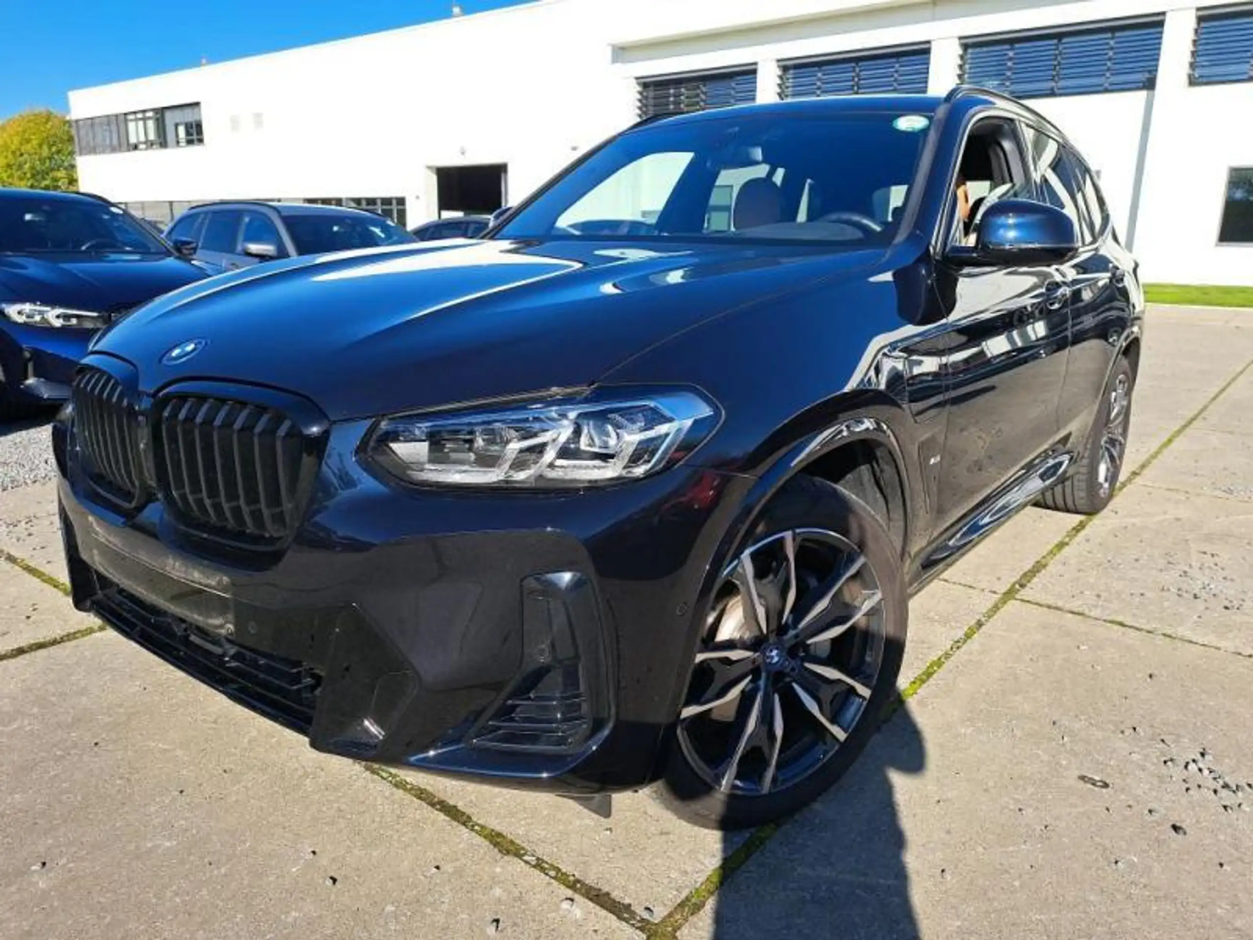 BMW - X3