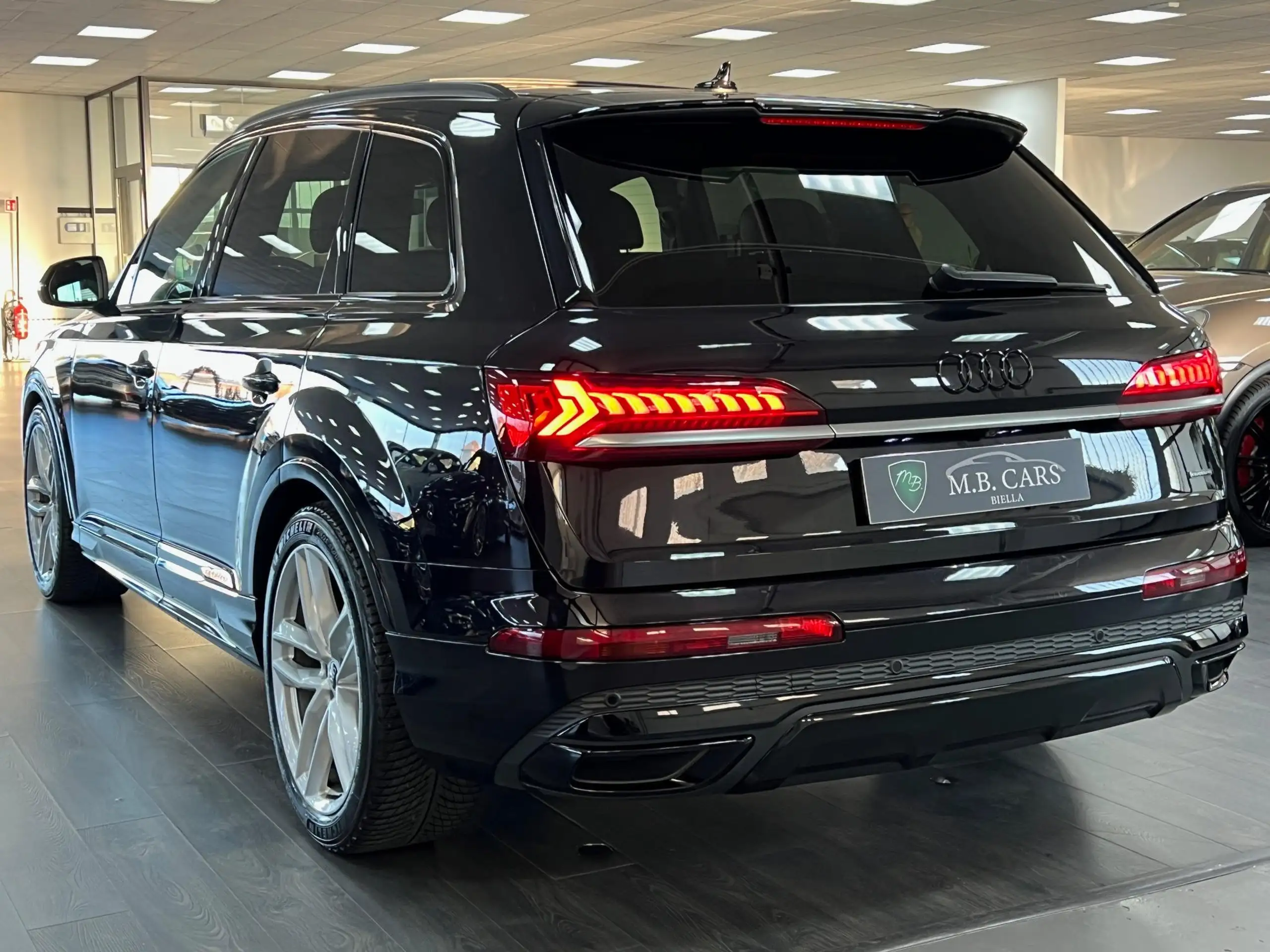 Audi - Q7