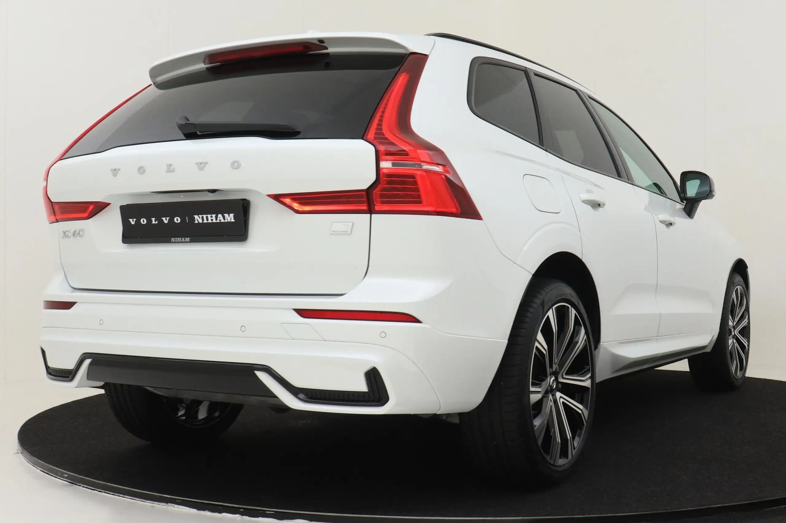 Volvo - XC60