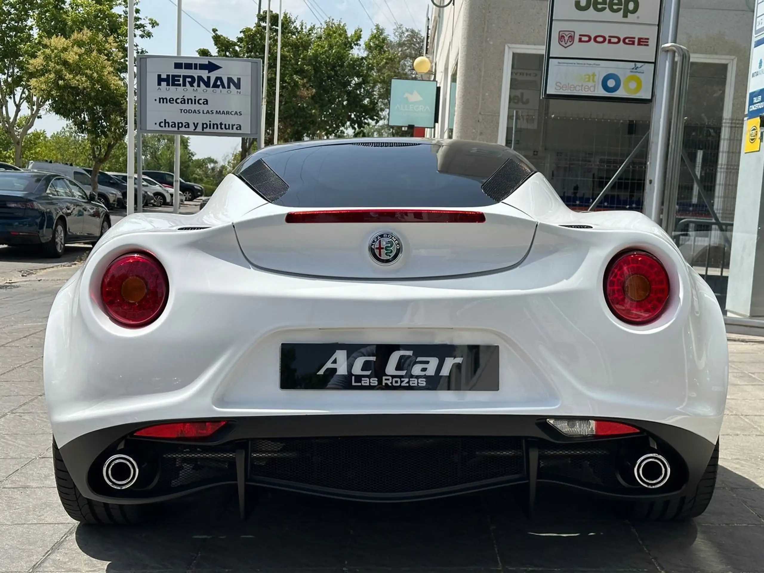 Alfa Romeo - 4C