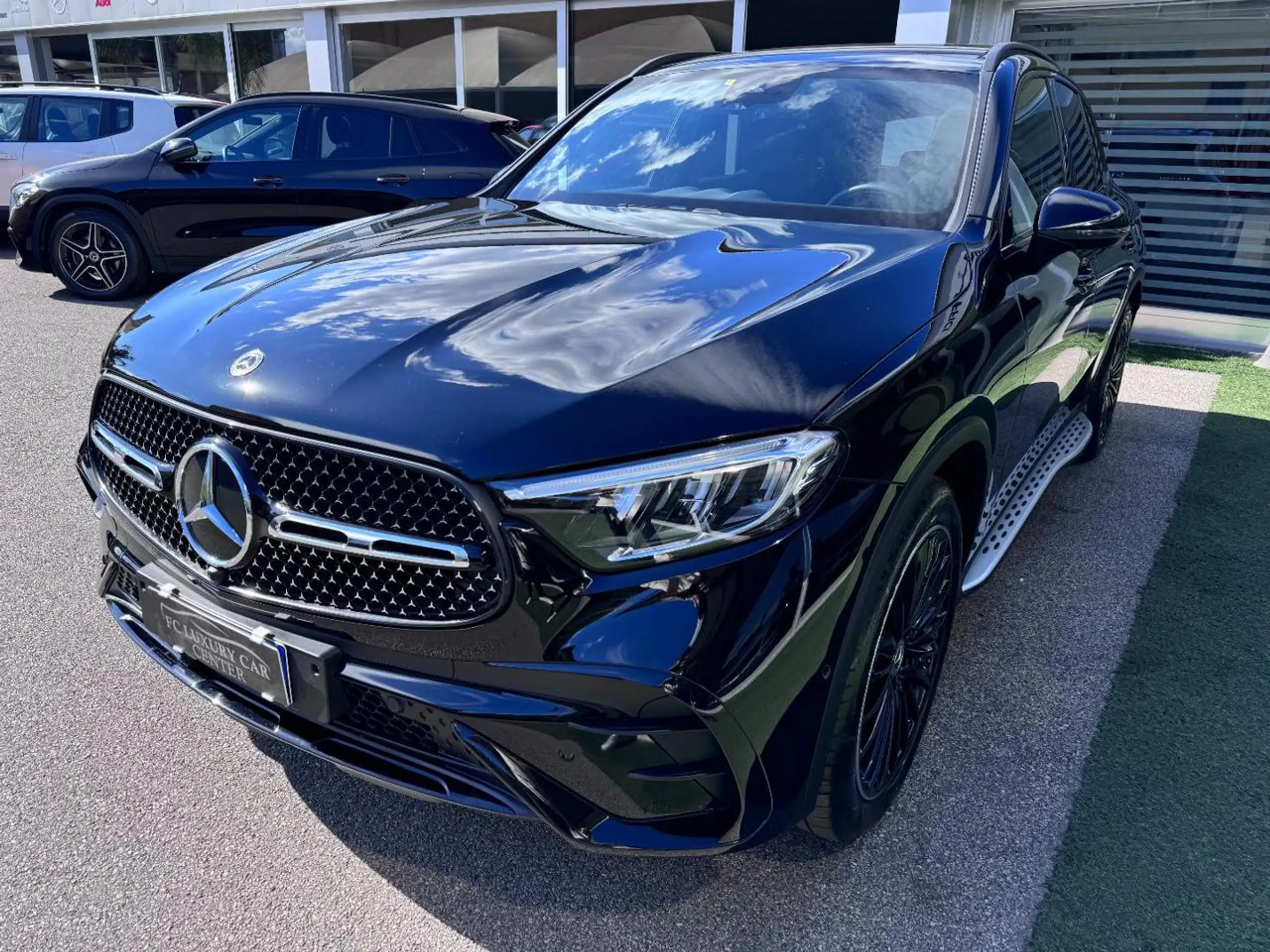 Mercedes-Benz - GLC 220