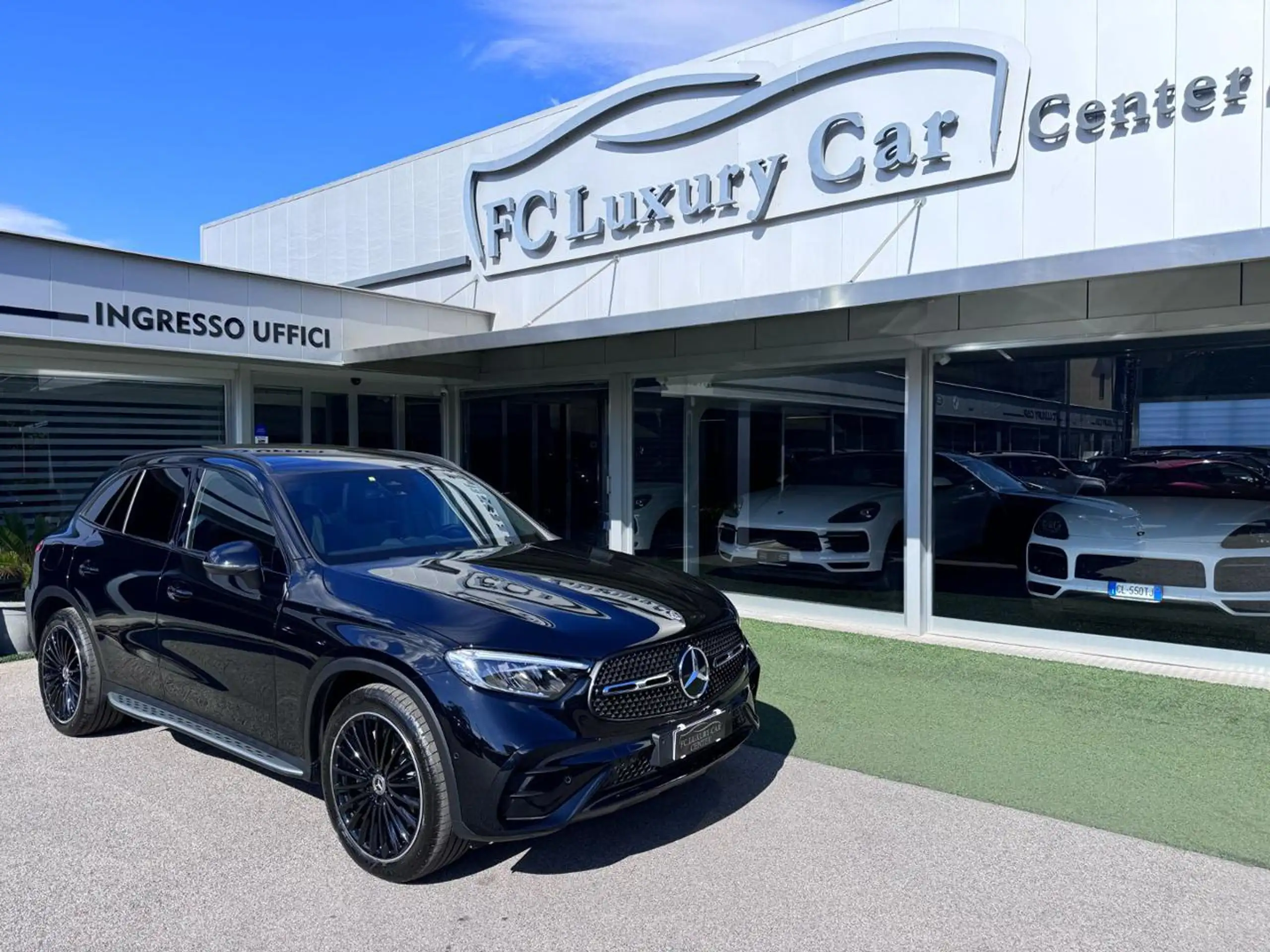 Mercedes-Benz - GLC 220