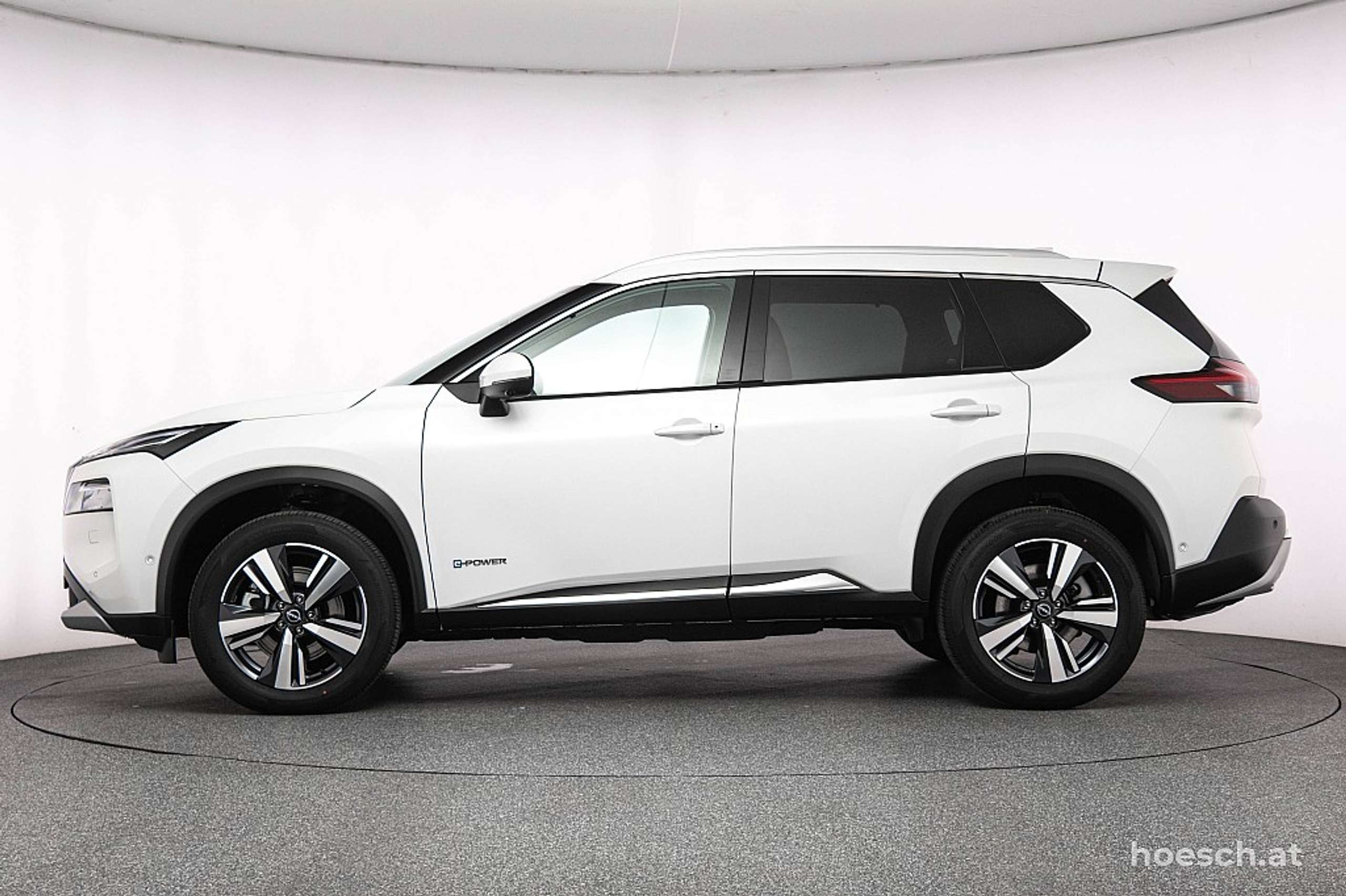 Nissan - X-Trail