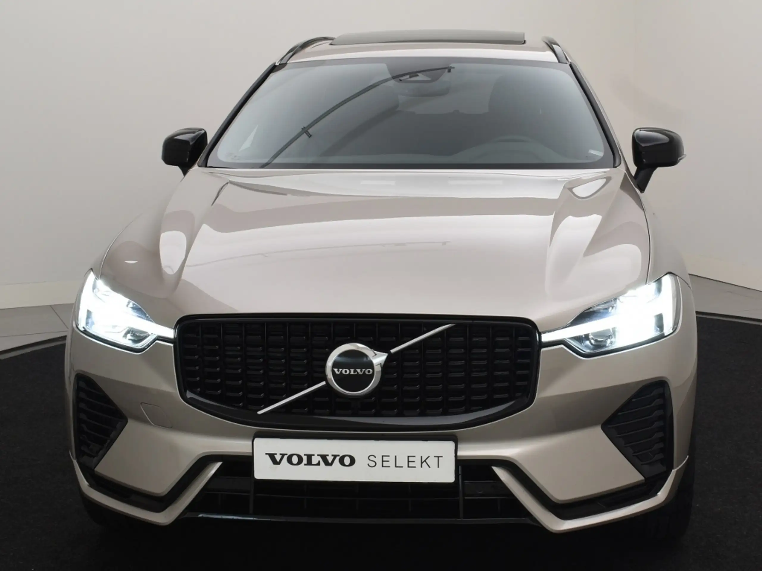 Volvo - XC60