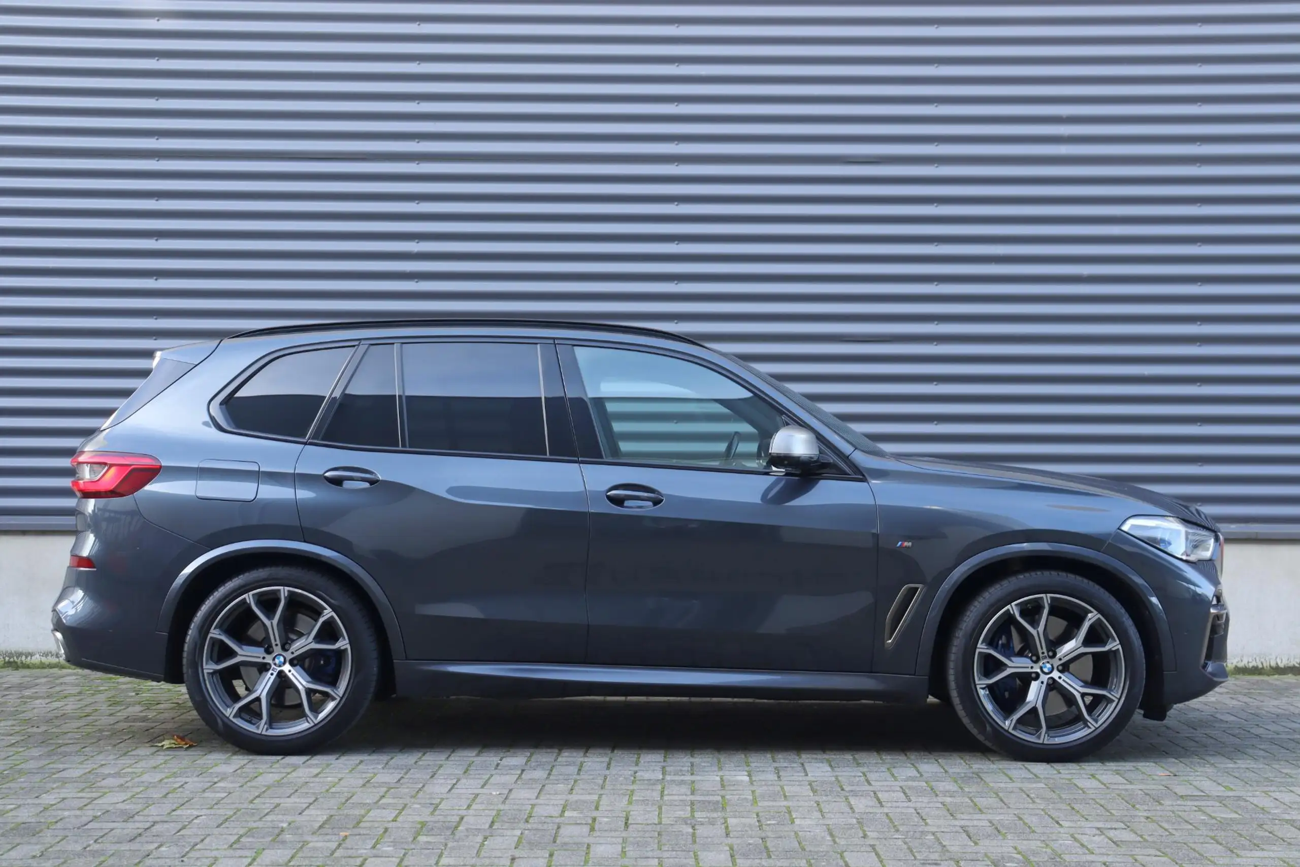 BMW - X5