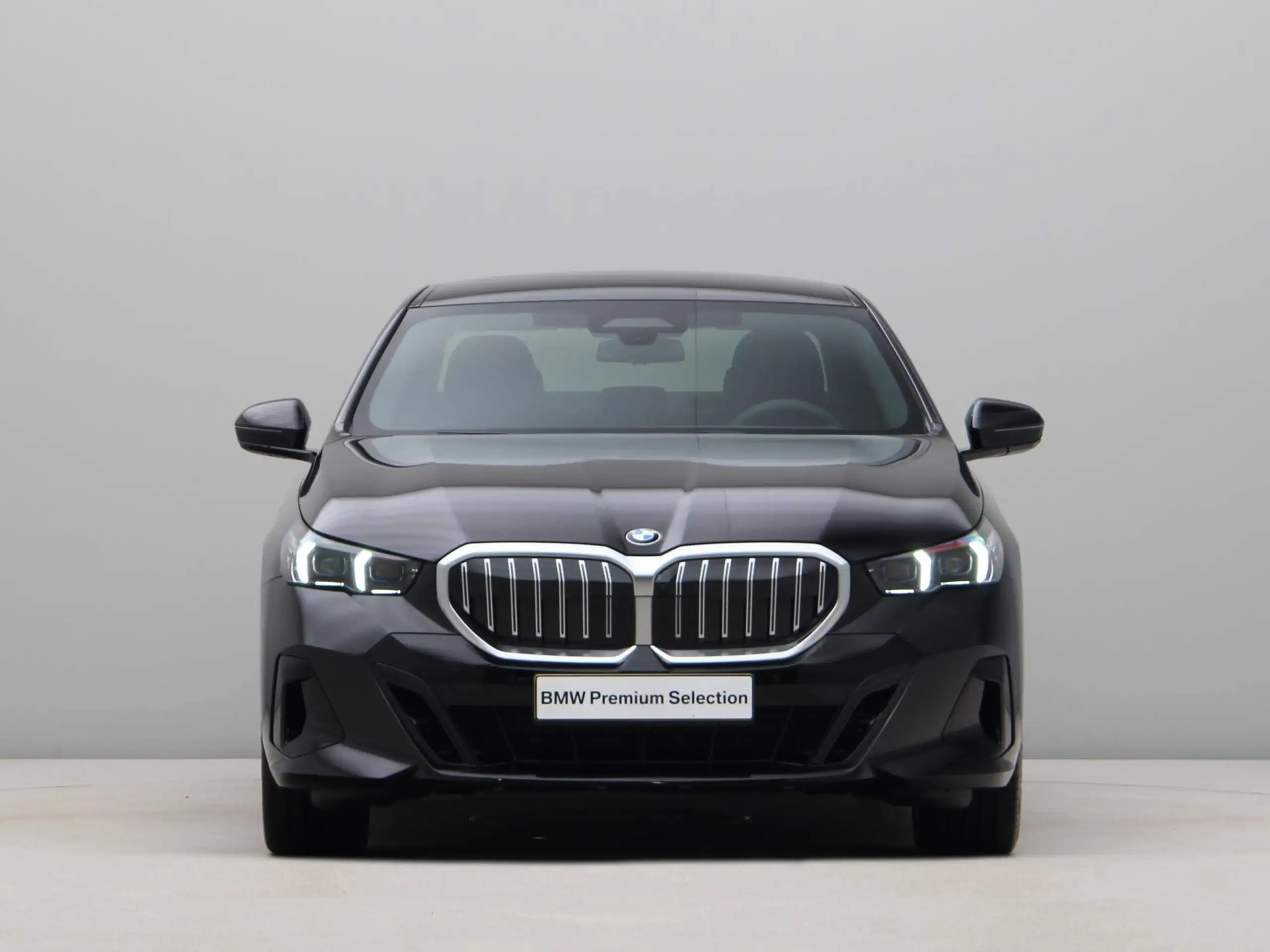 BMW - 520