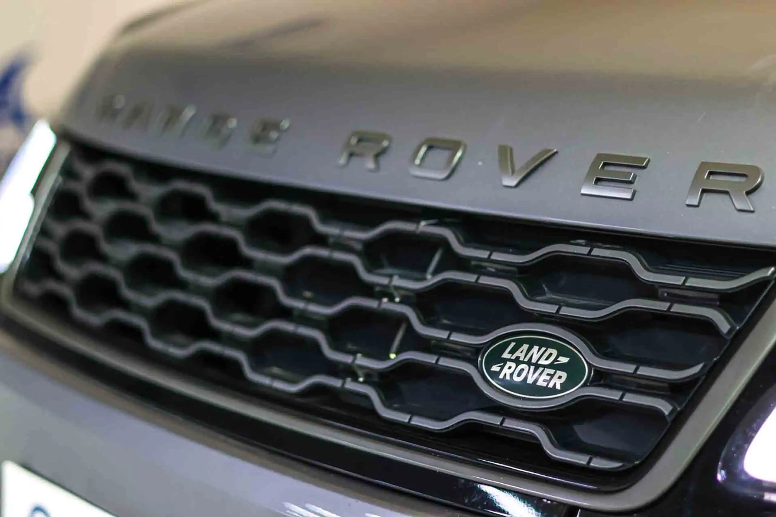 Land Rover - Range Rover Sport