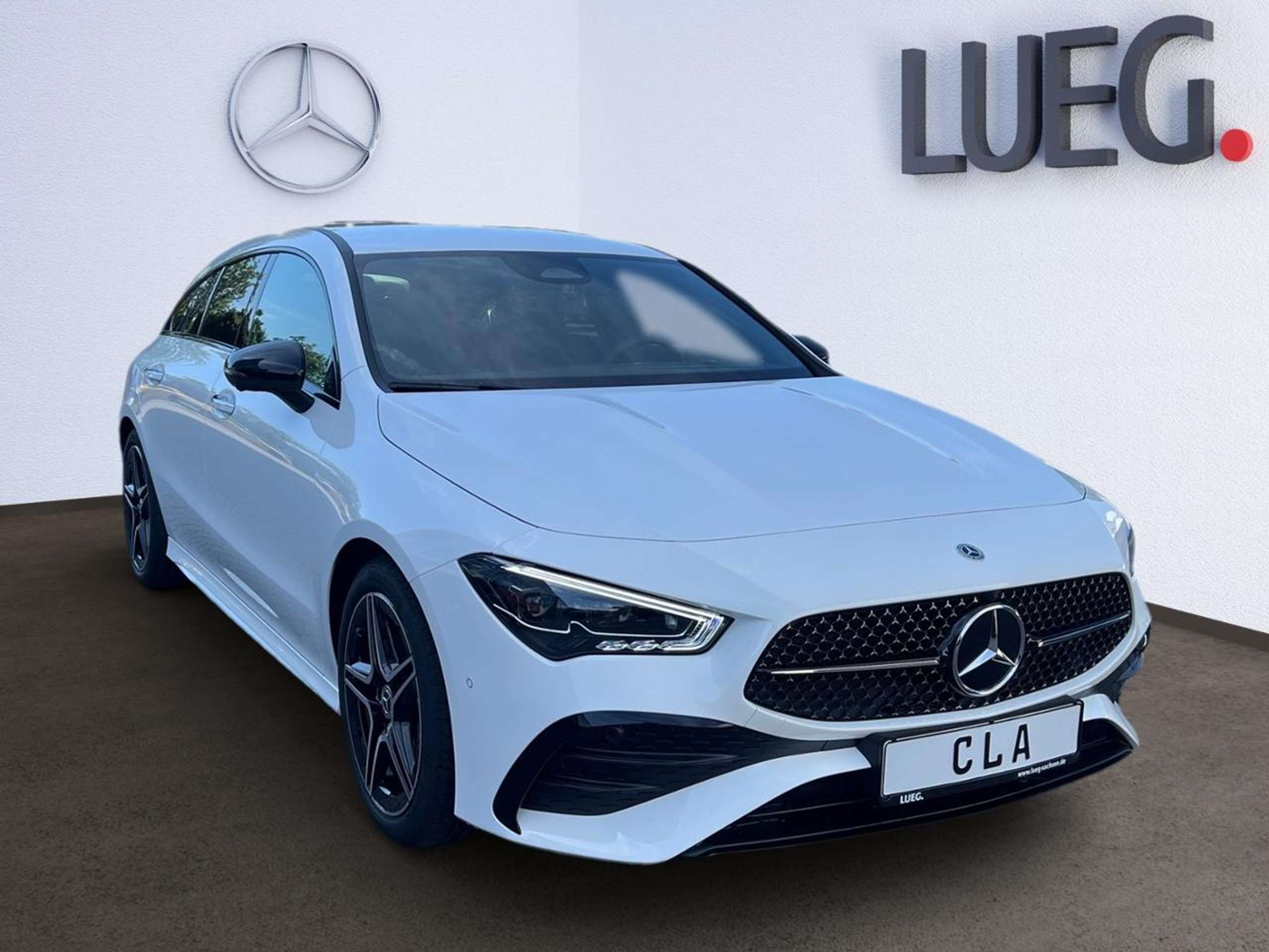 Mercedes-Benz - CLA 200