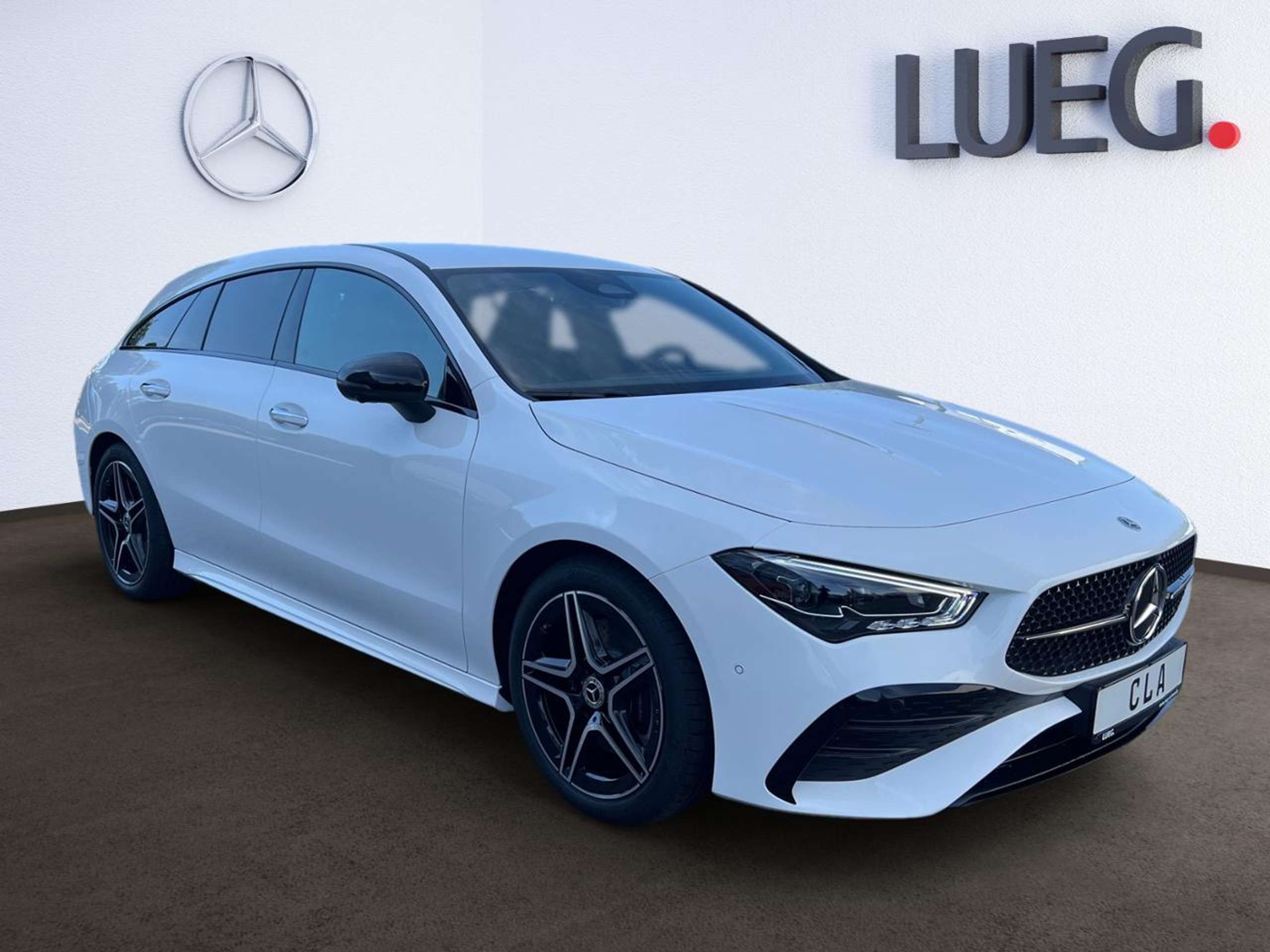 Mercedes-Benz - CLA 200