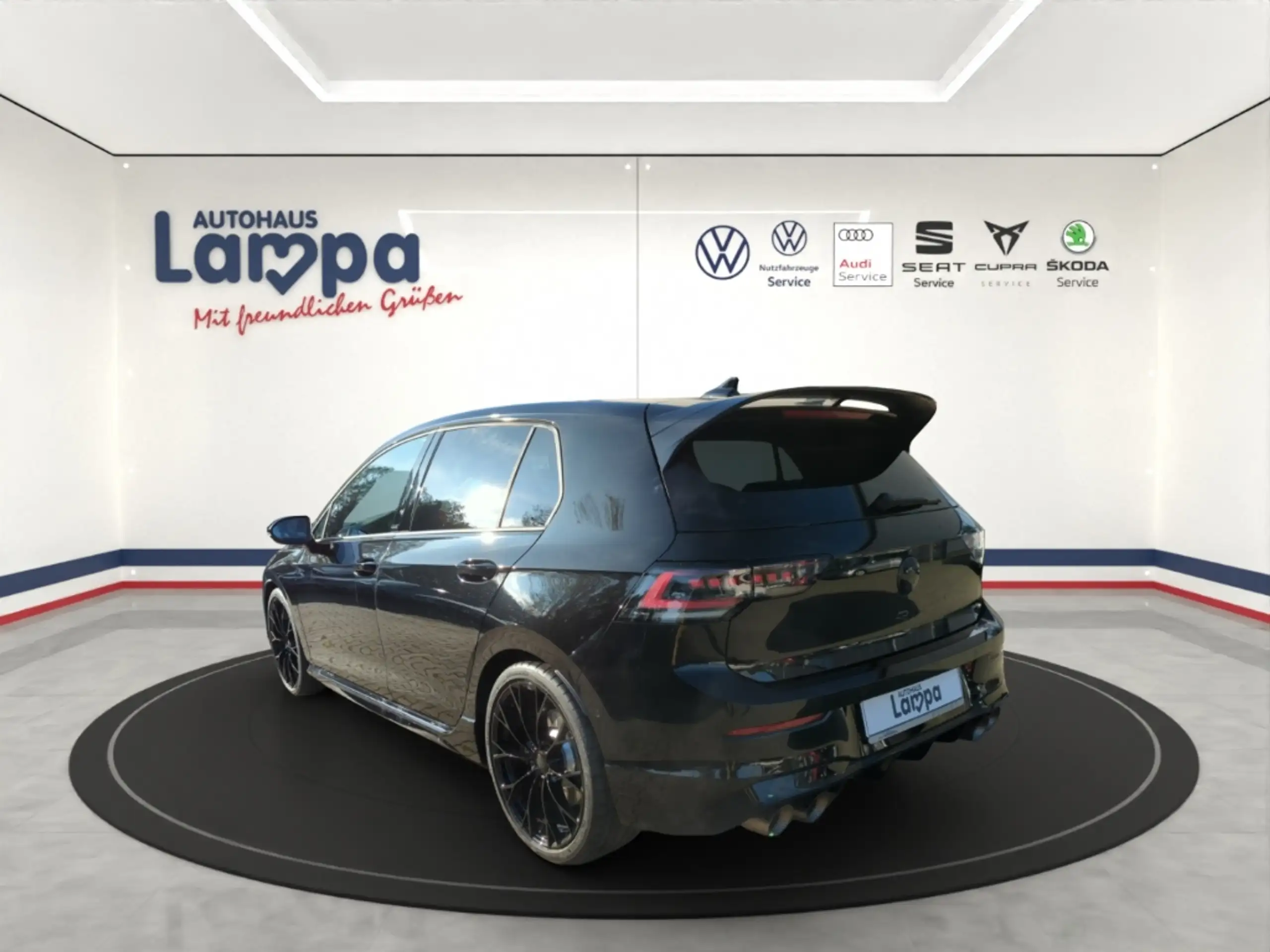 Volkswagen - Golf R