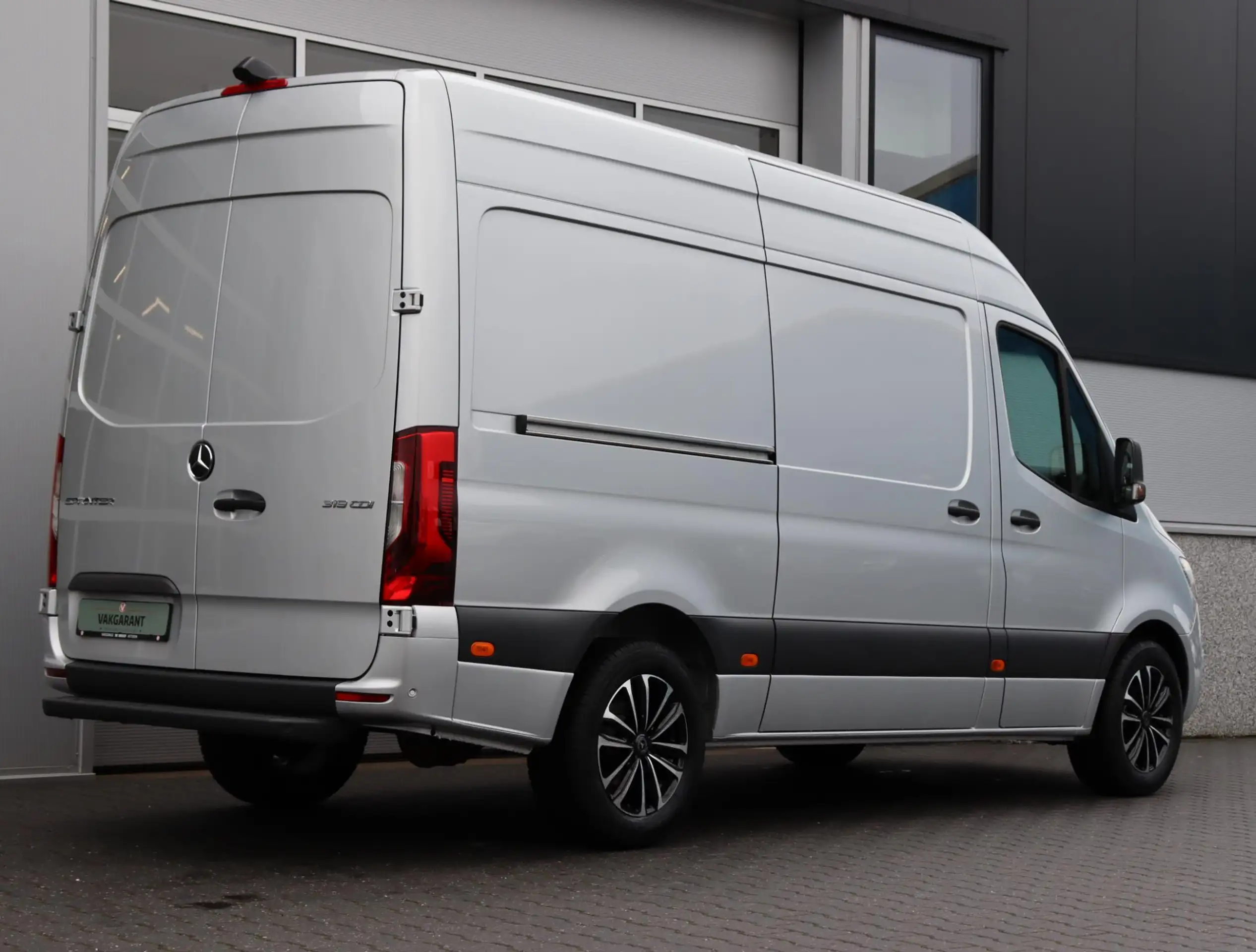 Mercedes-Benz - Sprinter