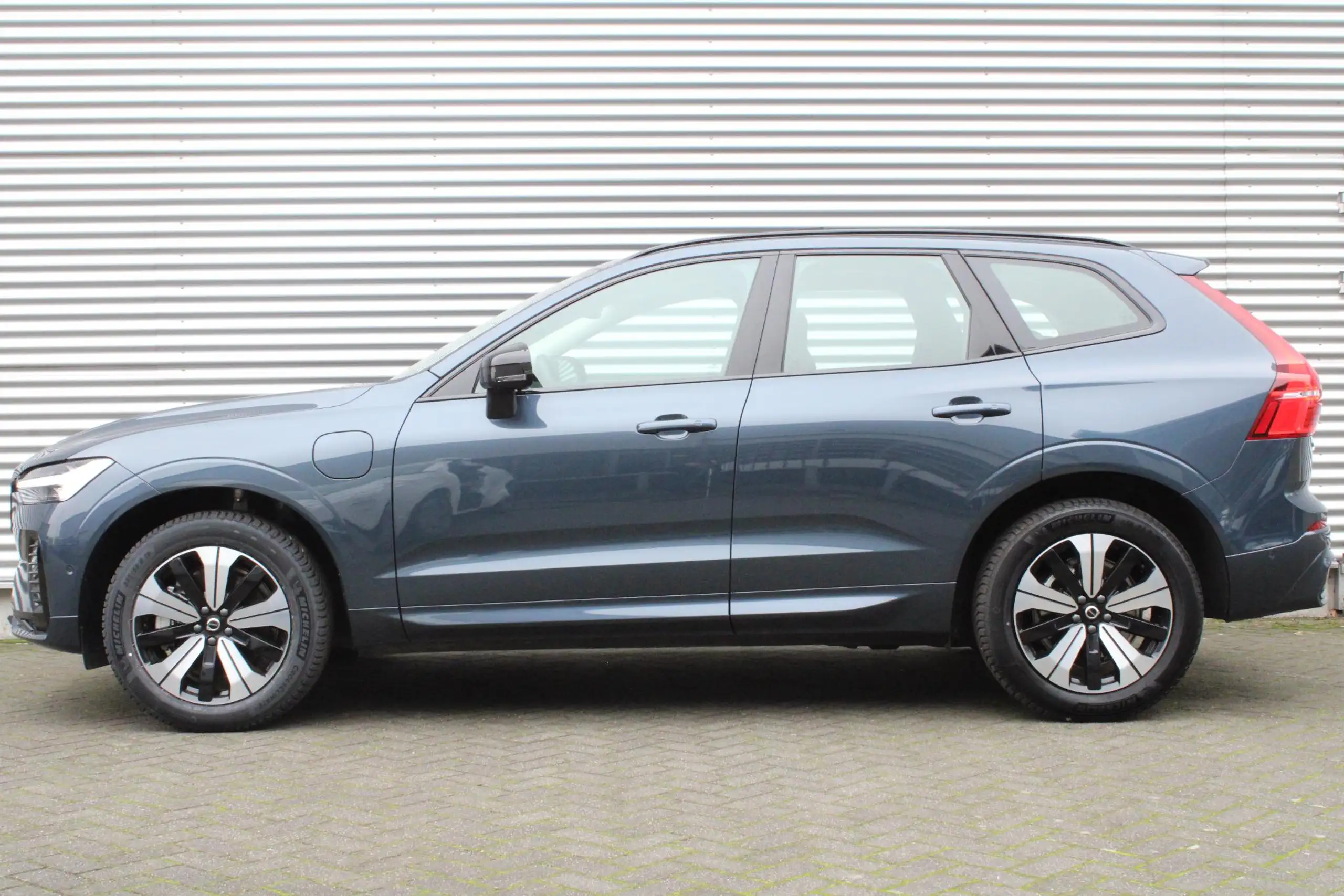 Volvo - XC60