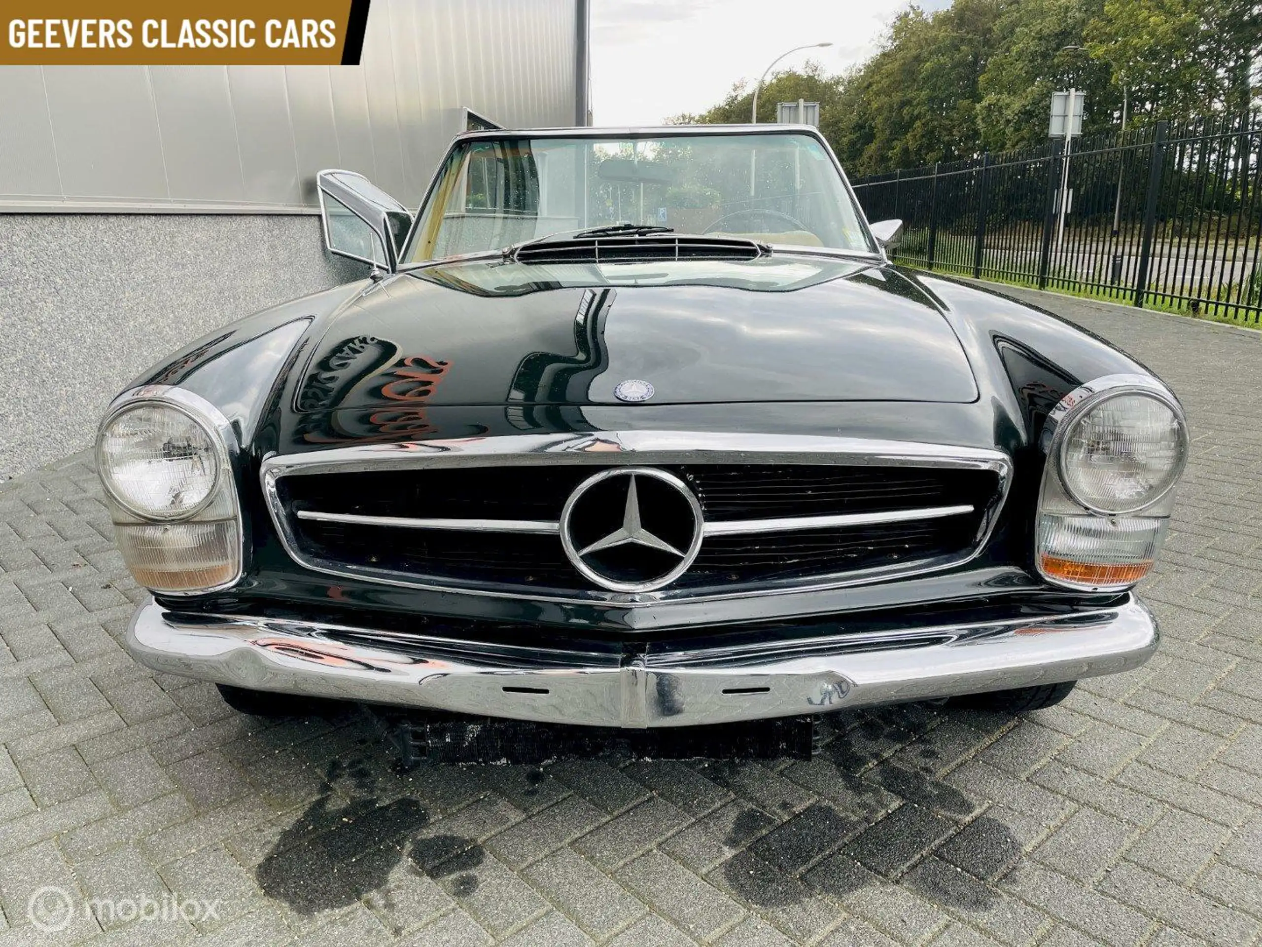 Mercedes-Benz - SL 280