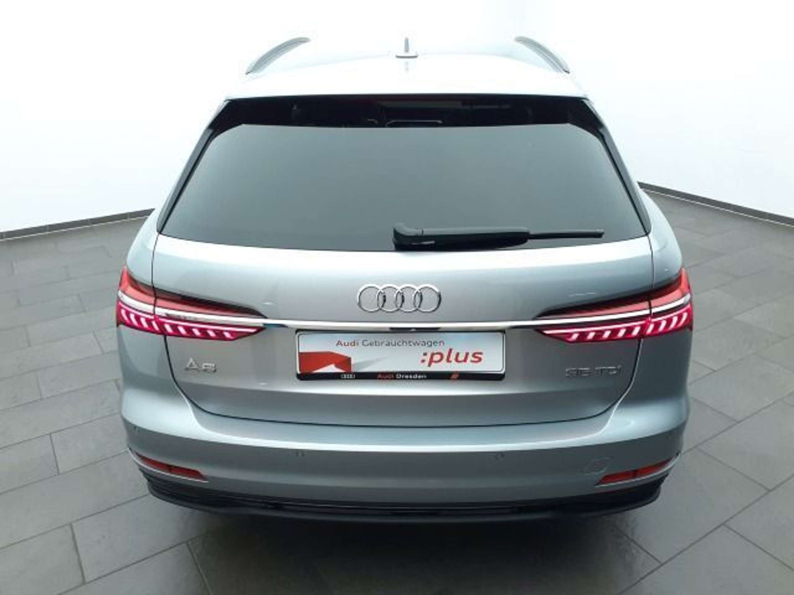 Audi - A6