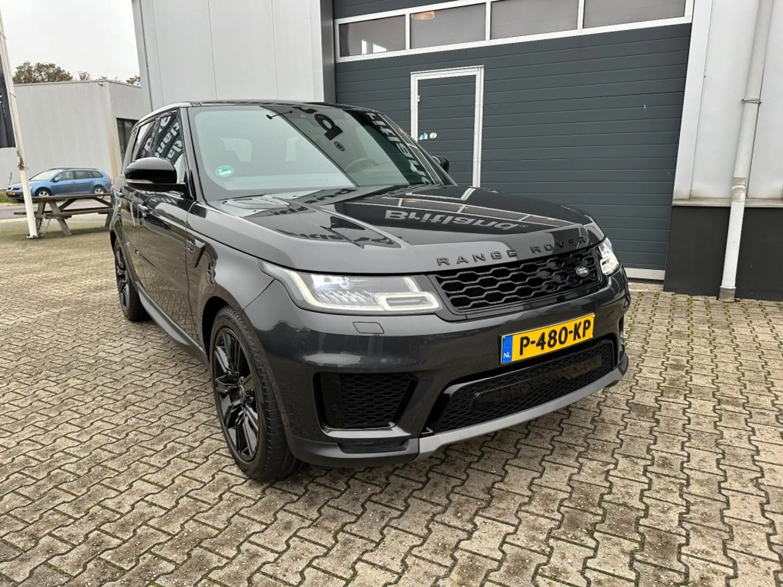 Land Rover - Range Rover Sport