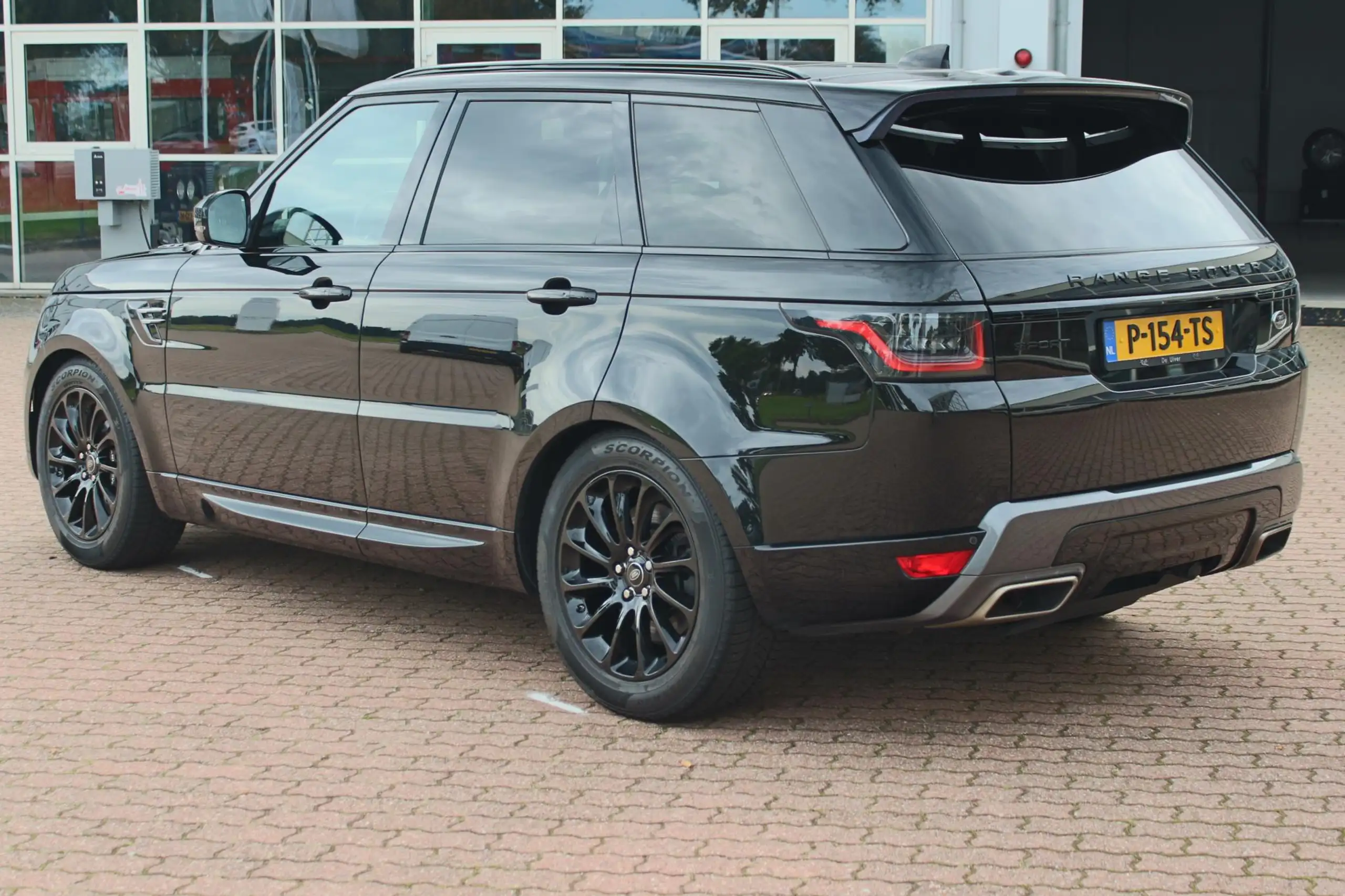 Land Rover - Range Rover Sport