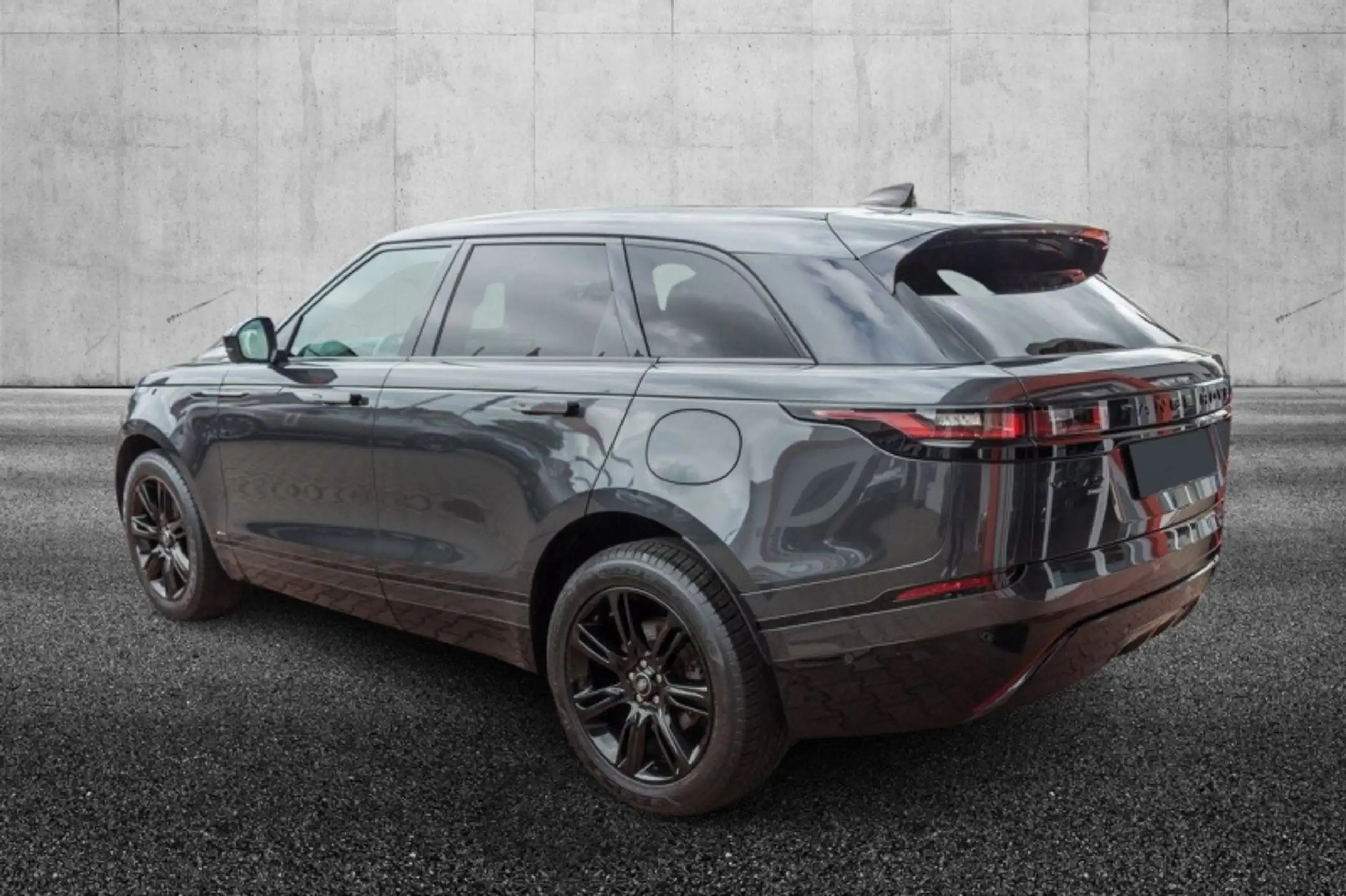 Land Rover - Range Rover Velar