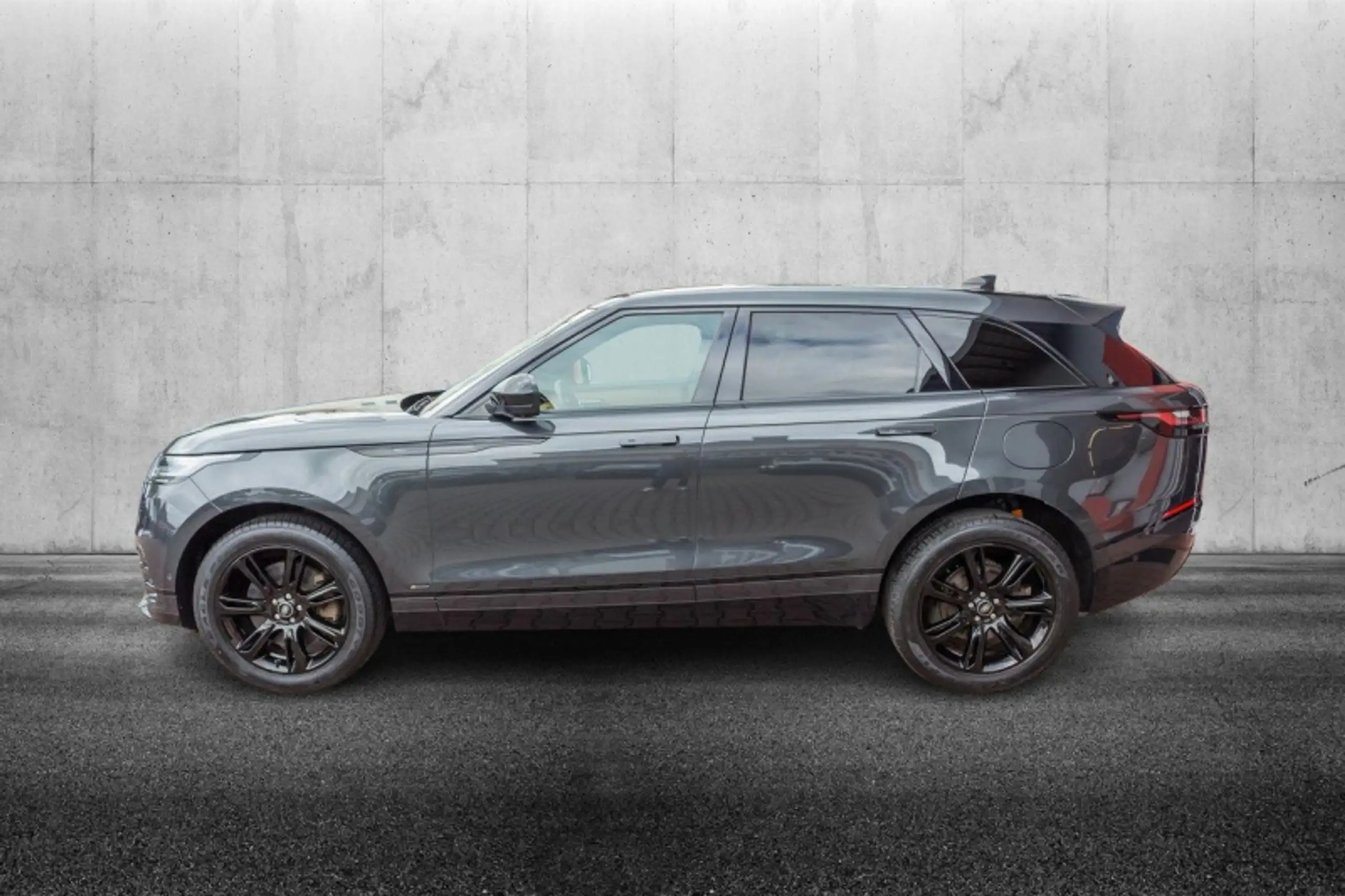 Land Rover - Range Rover Velar