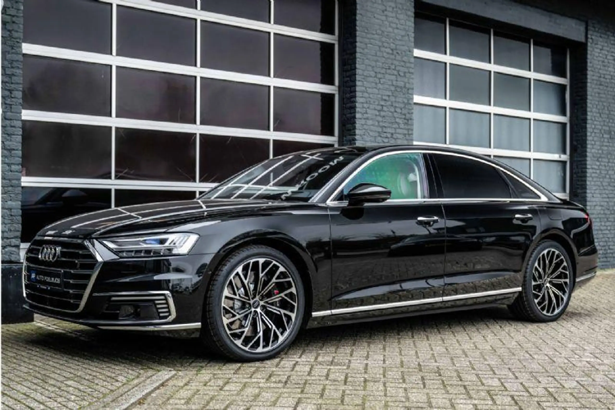 Audi - A8