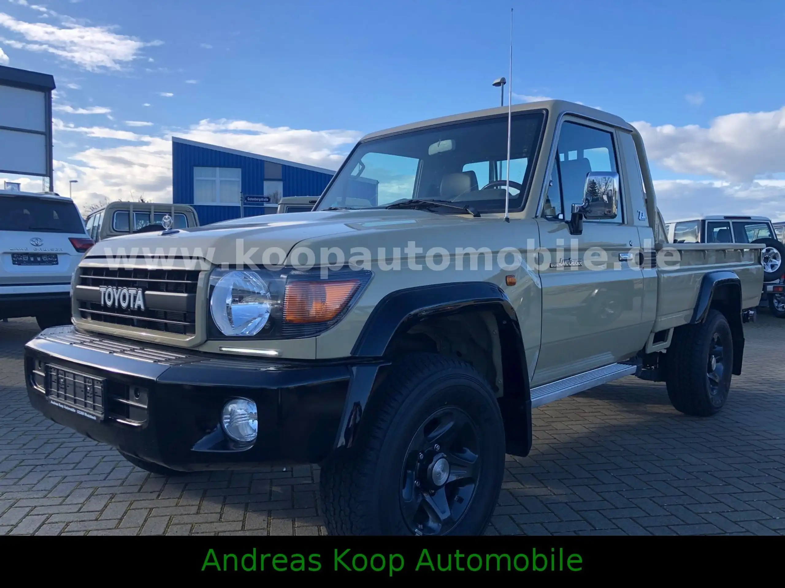 Toyota - Land Cruiser