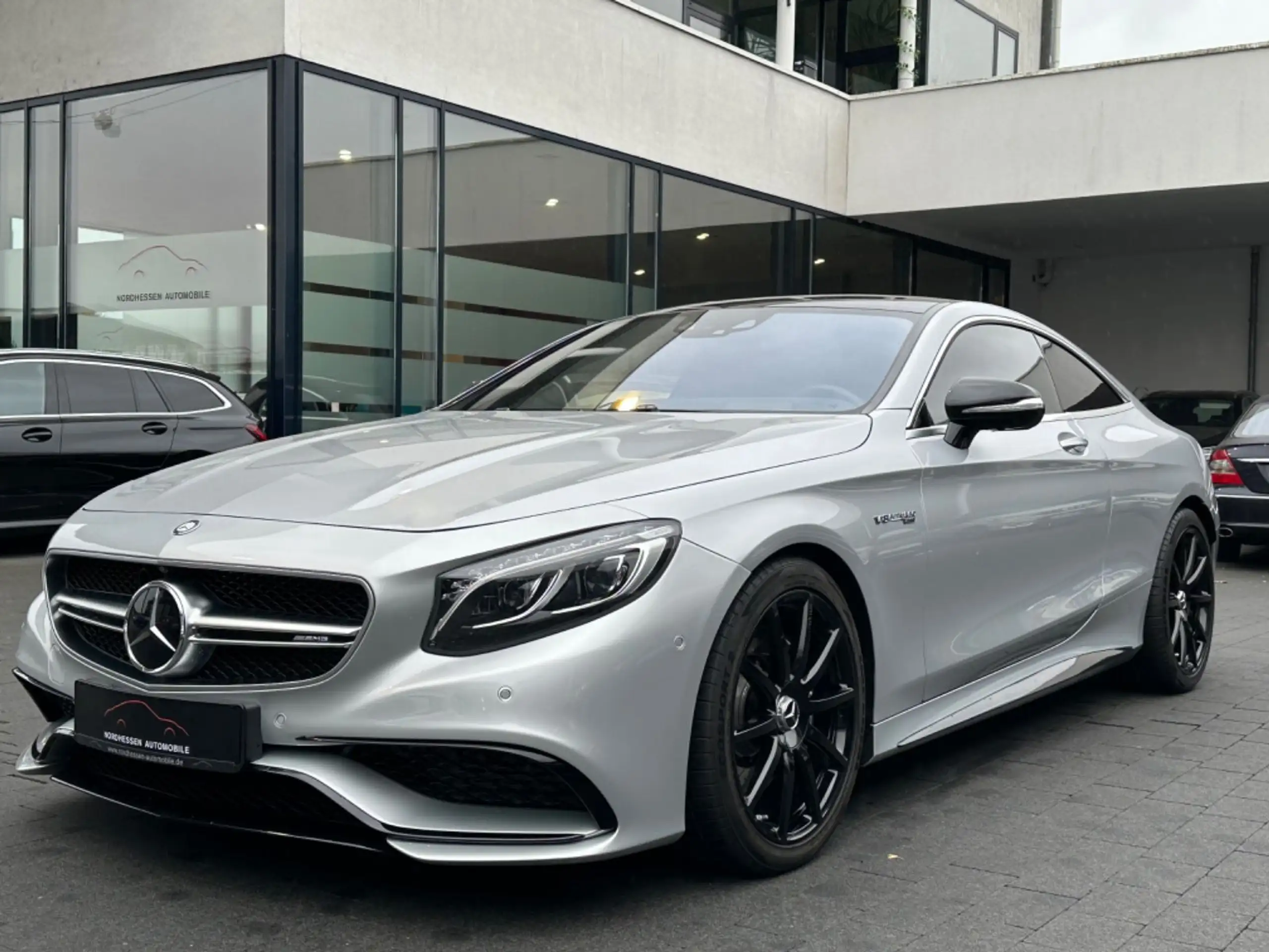 Mercedes-Benz - S 63 AMG