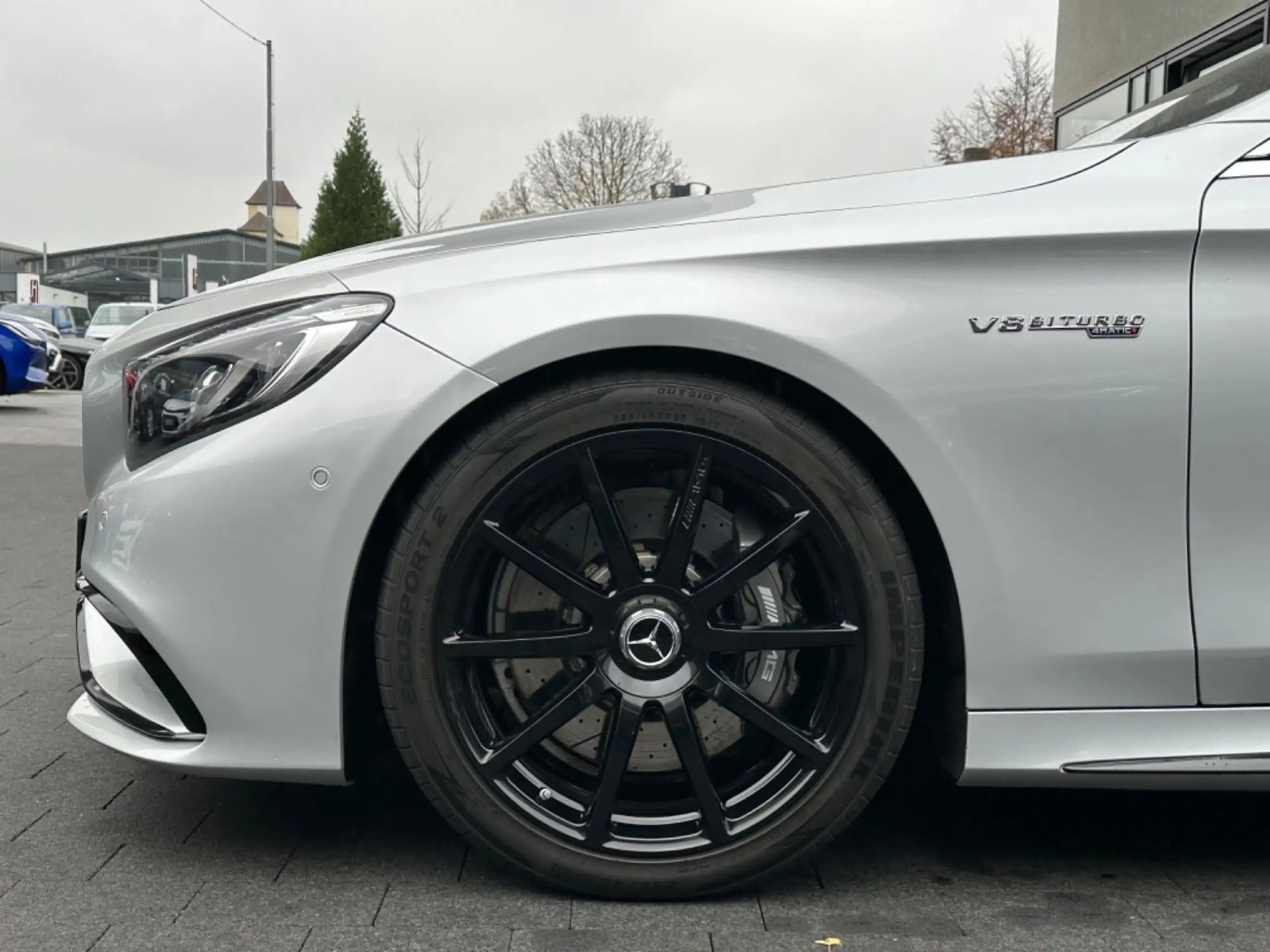 Mercedes-Benz - S 63 AMG