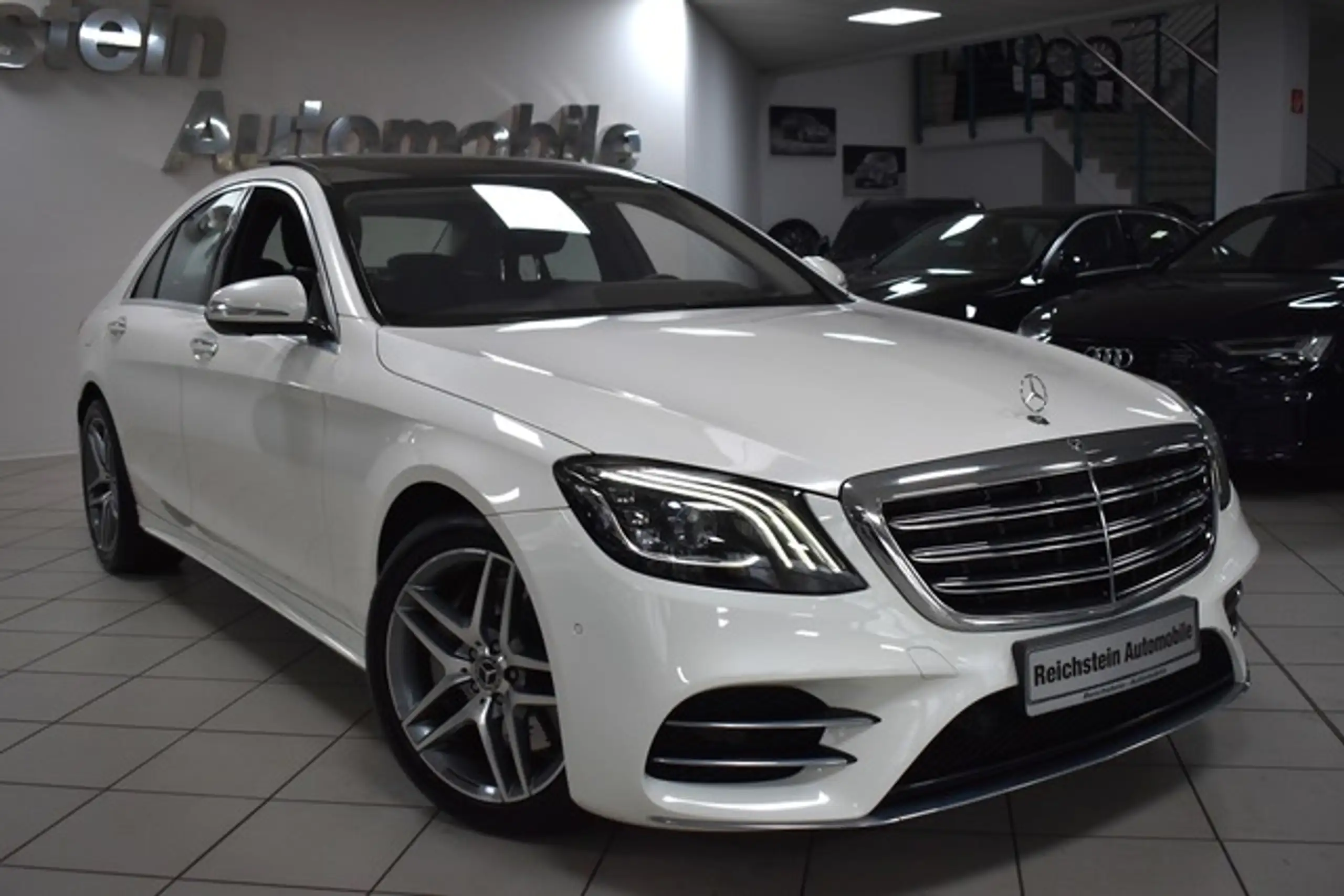 Mercedes-Benz - S 400