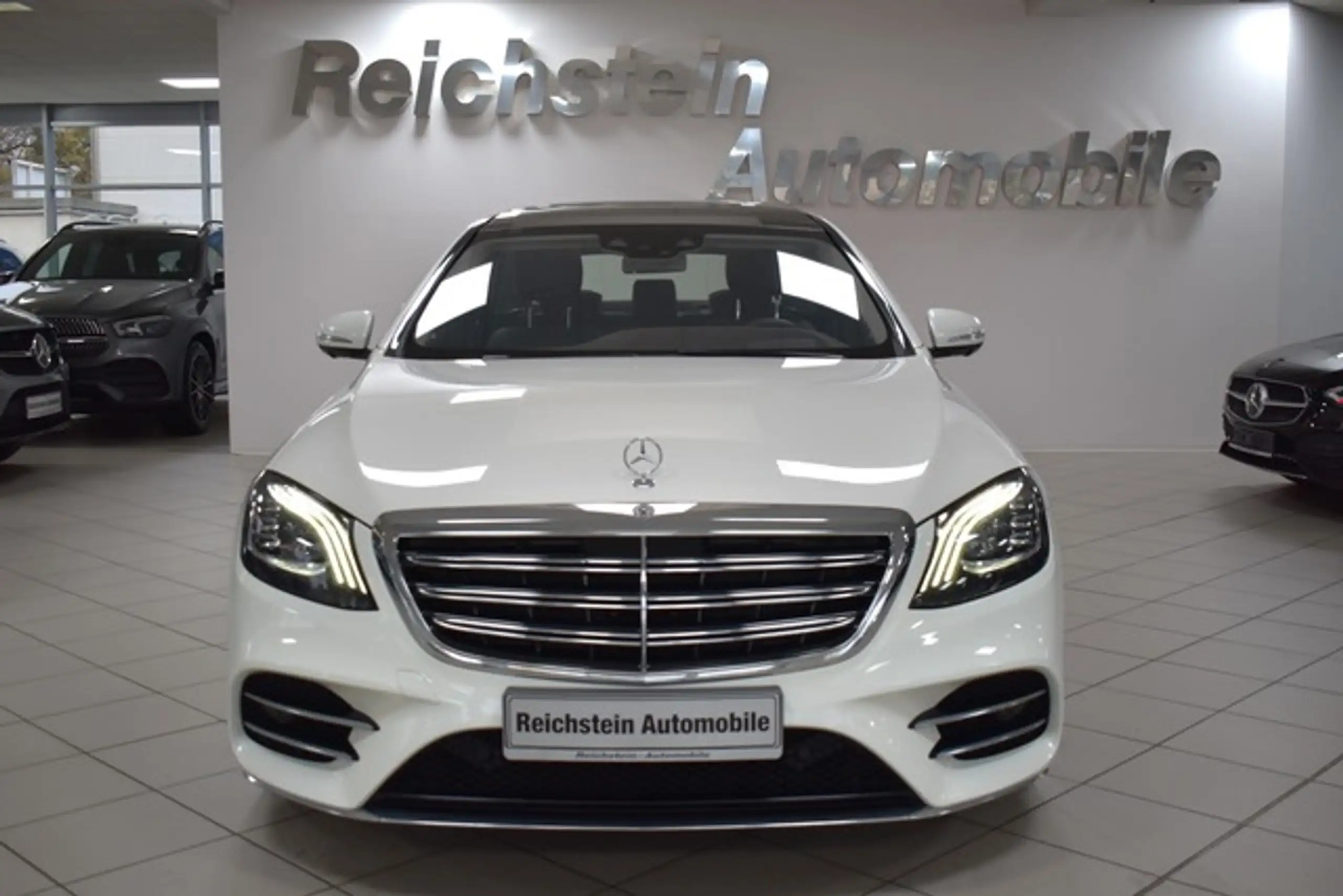 Mercedes-Benz - S 400