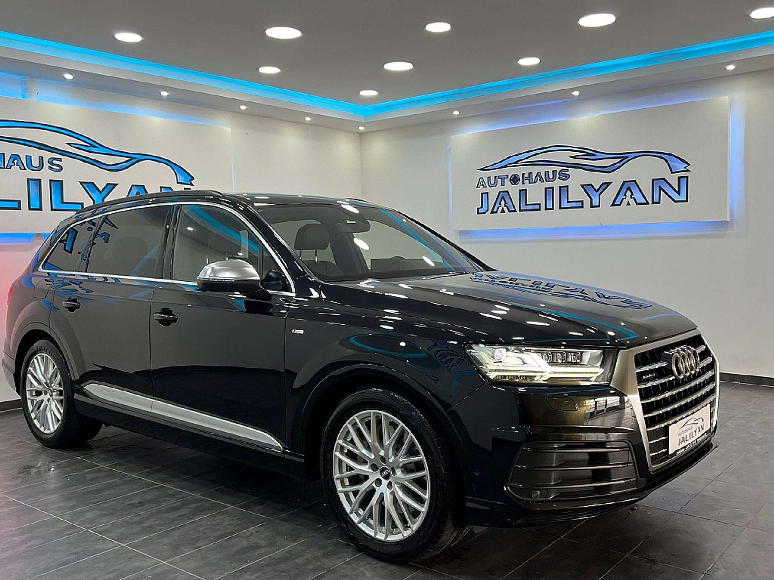 Audi - Q7