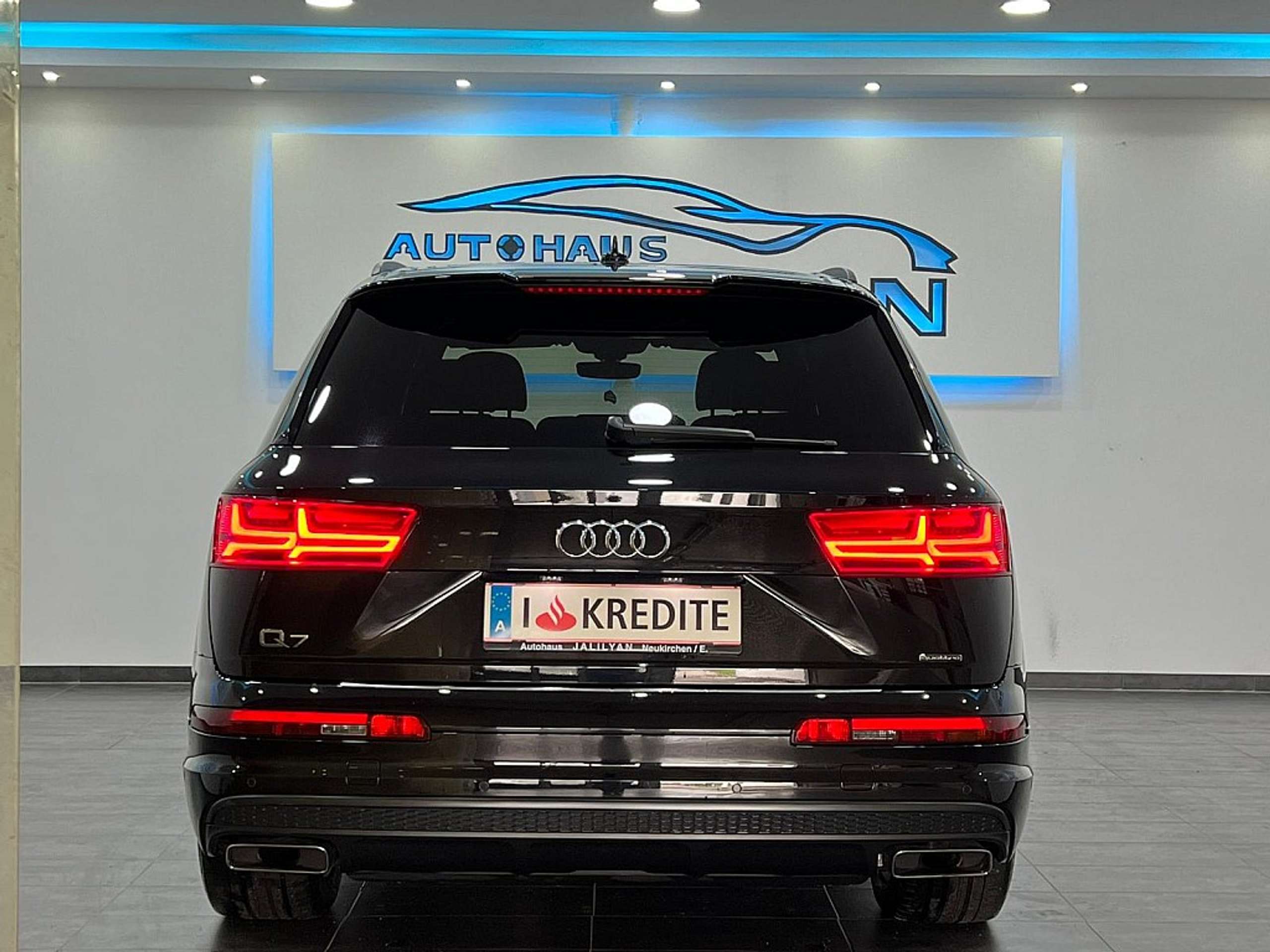 Audi - Q7