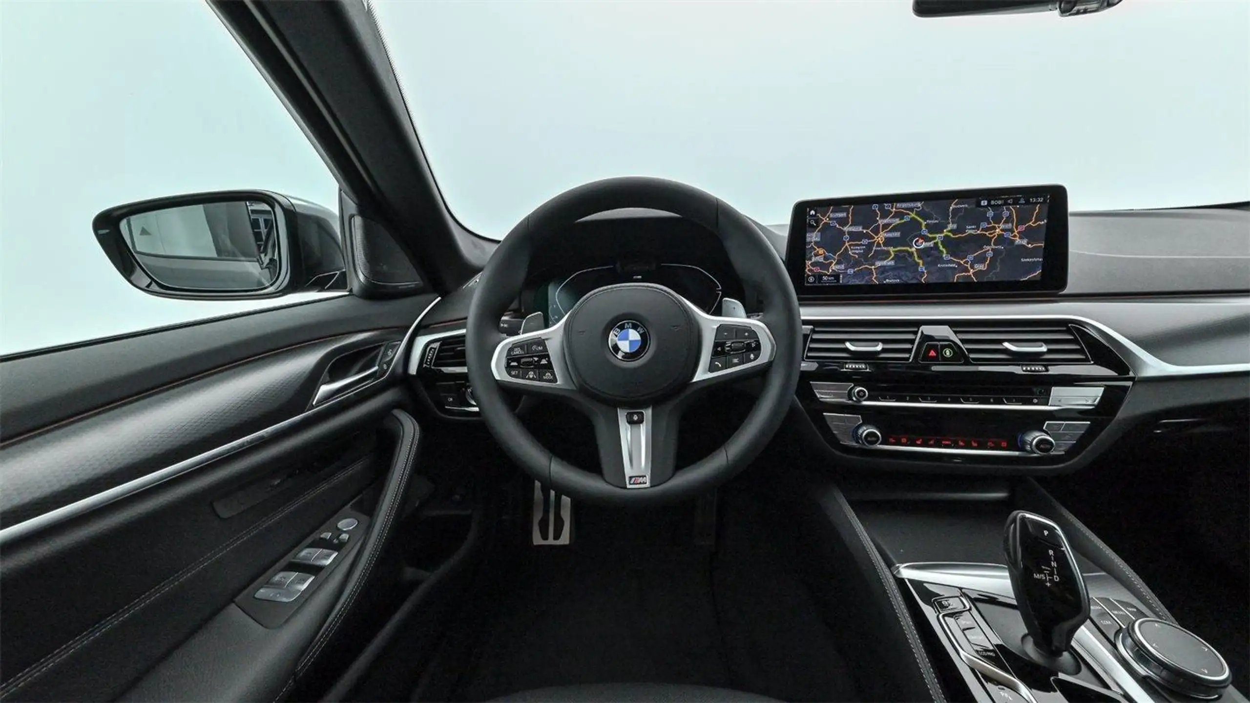 BMW - 520