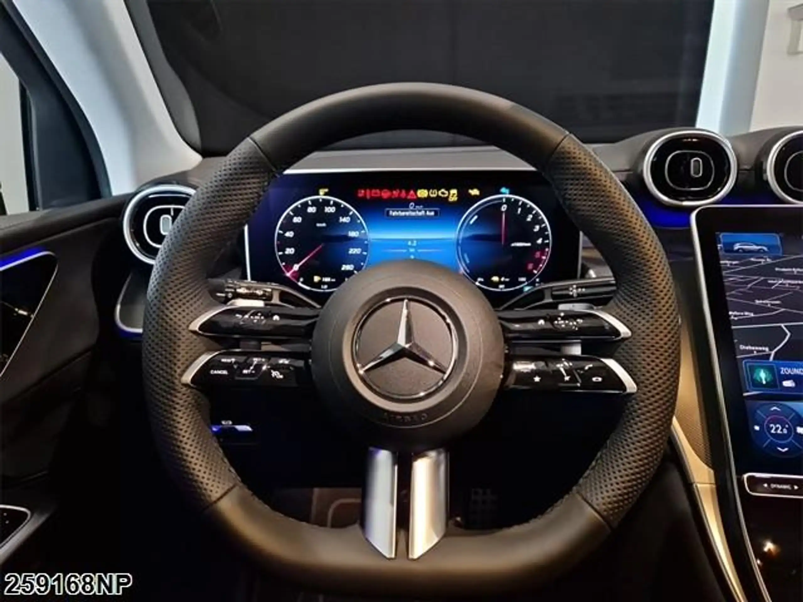 Mercedes-Benz - GLC 300