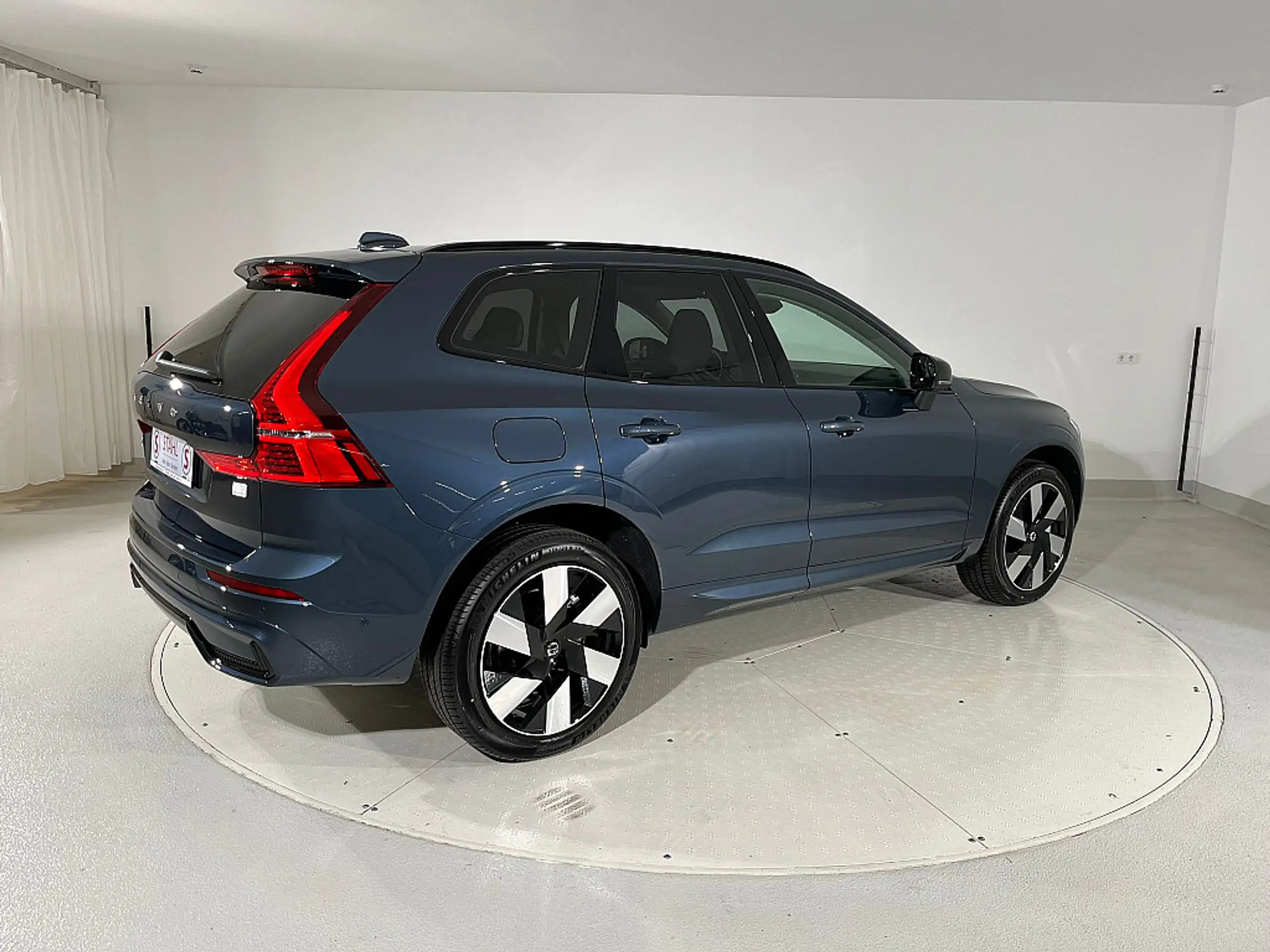 Volvo - XC60