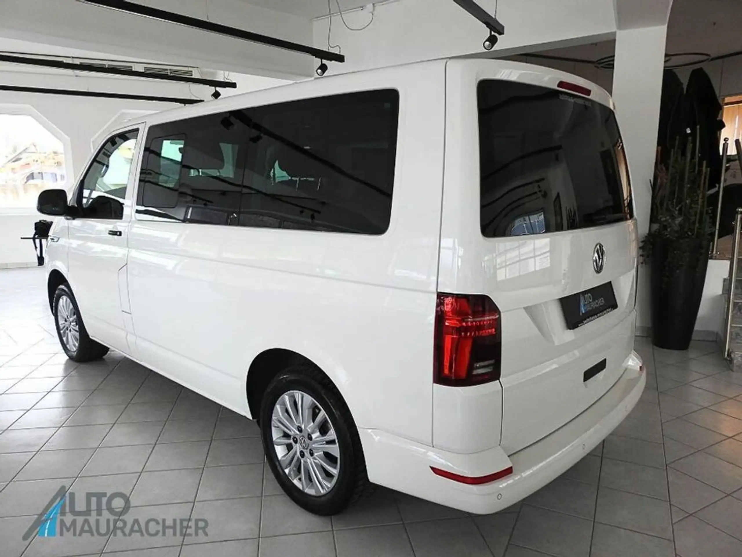 Volkswagen - T6.1 Multivan