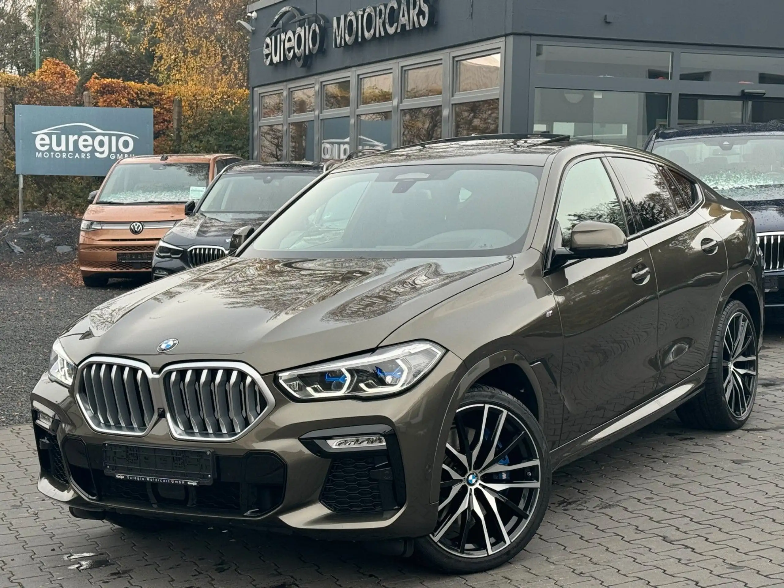 BMW - X6