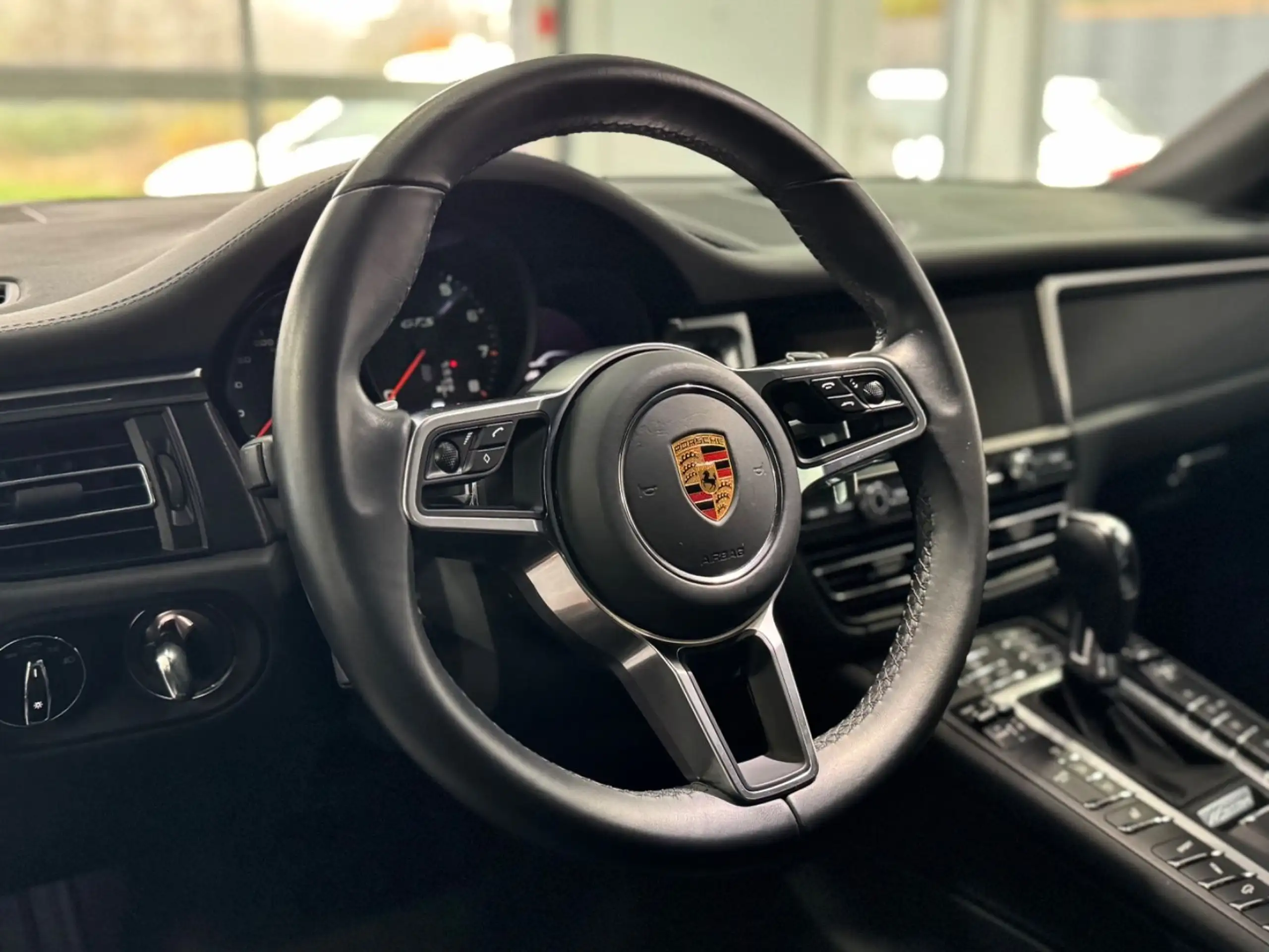 Porsche - Macan