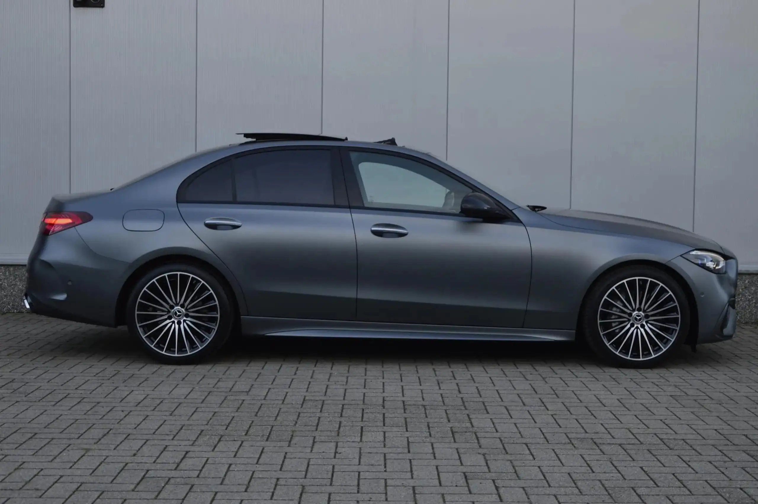 Mercedes-Benz - C 300