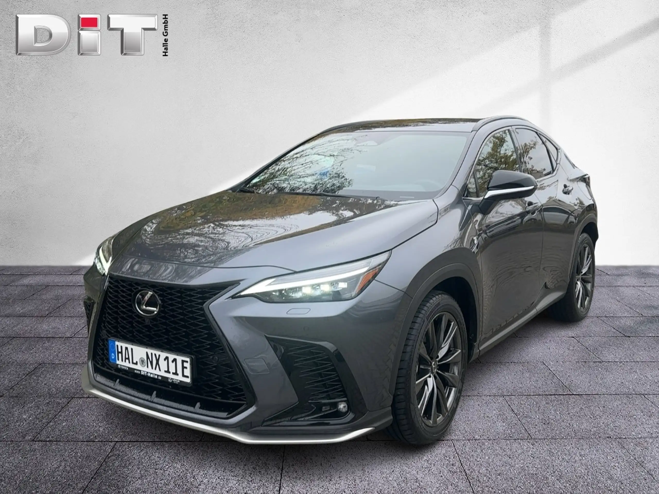 Lexus - NX 450h+