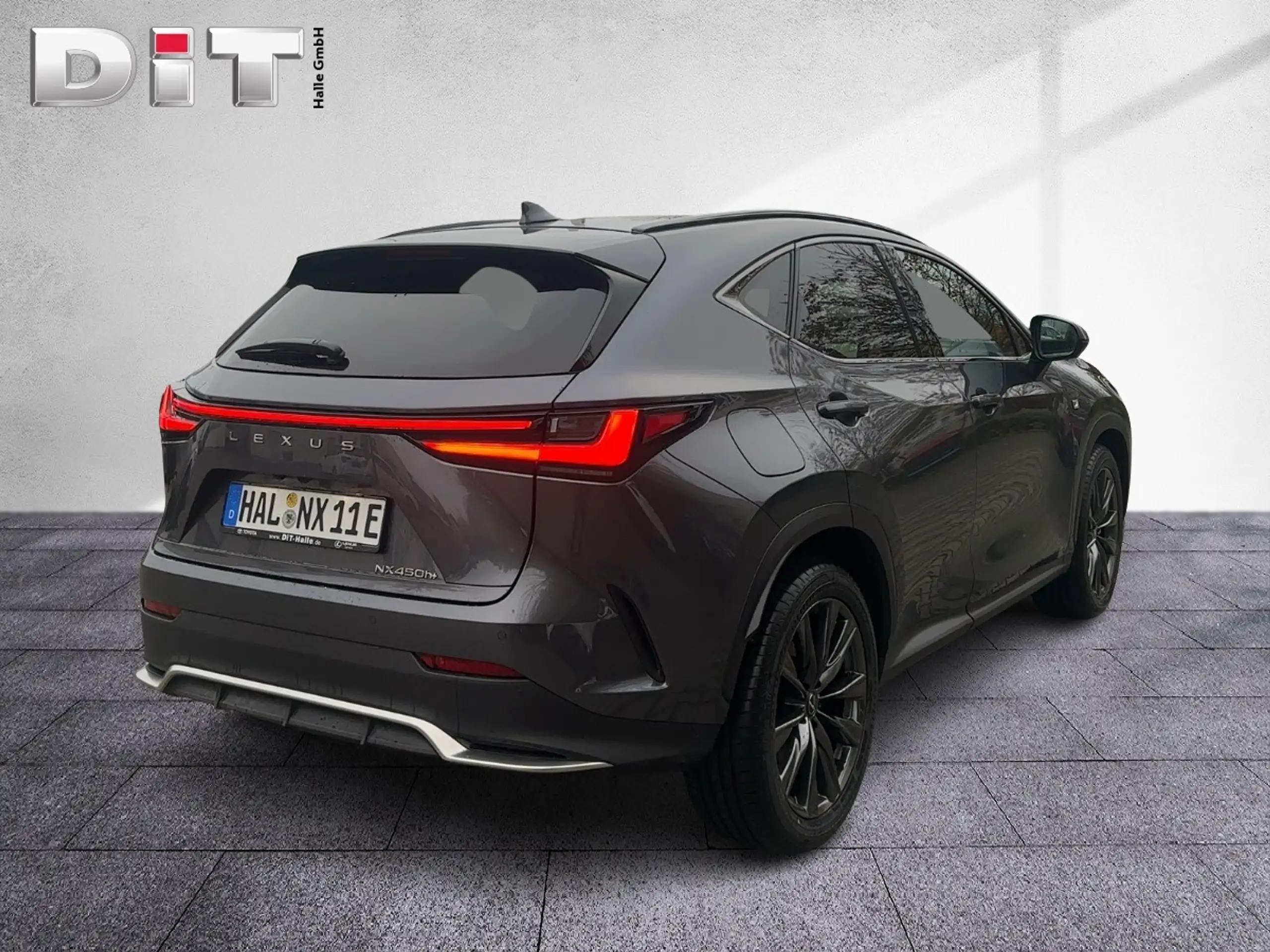 Lexus - NX 450h+